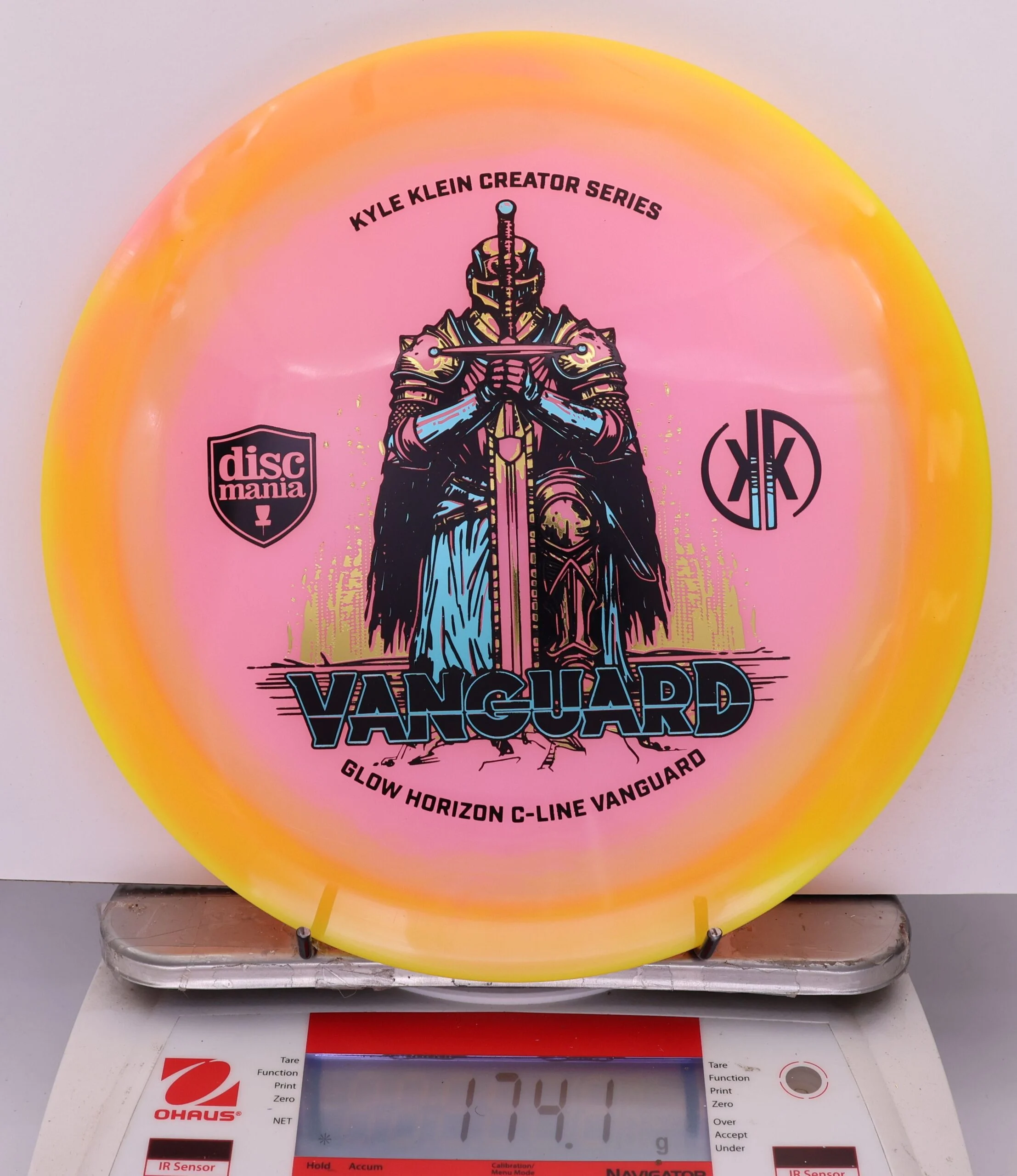 873878 Glow Horizon C-Line Vanguard, Kyle Klein 2026 Creator Series - #24 Yellow-Pink, 174