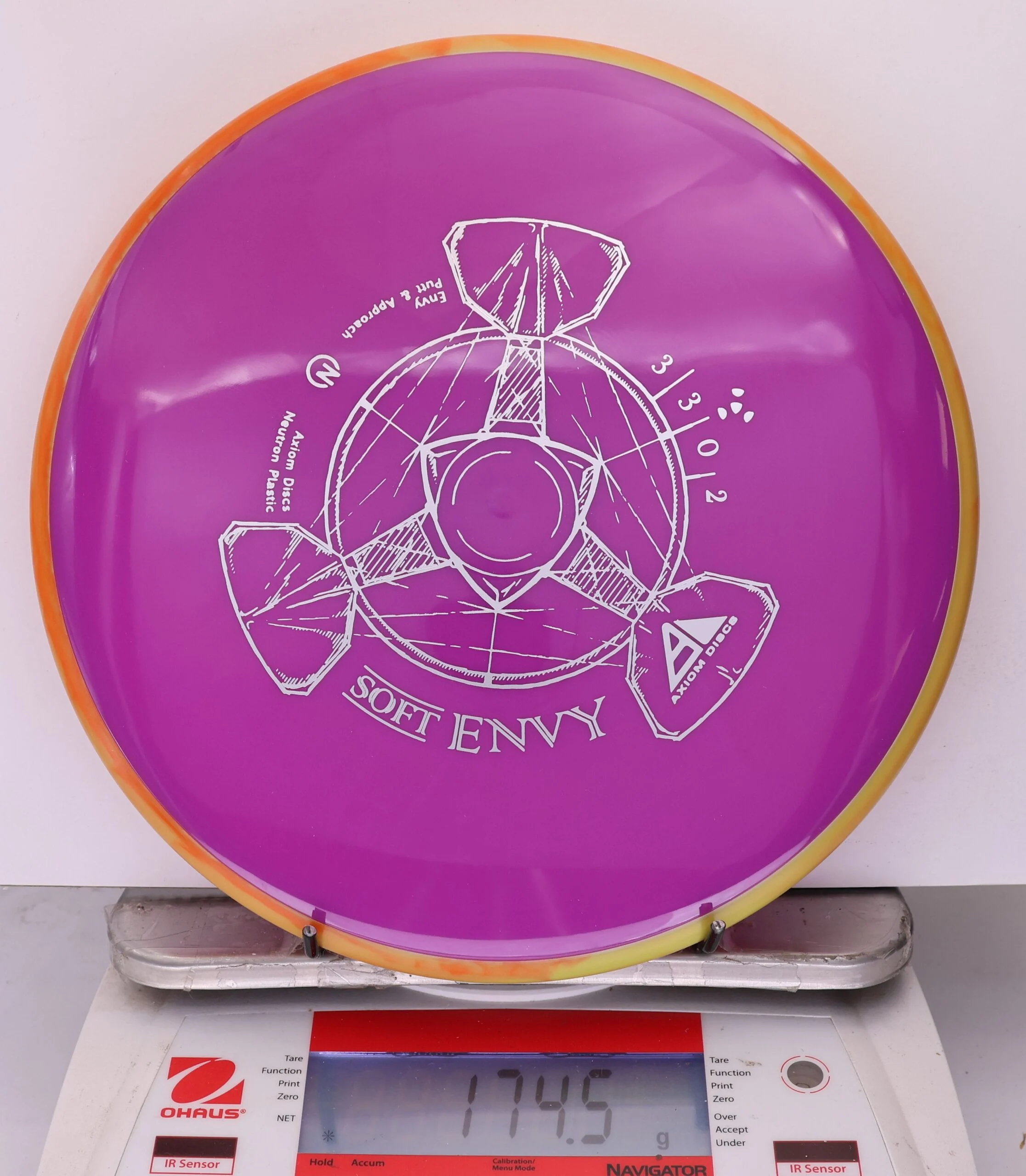 881747 Neutron Soft Envy - #459 Orange-Magenta, 175