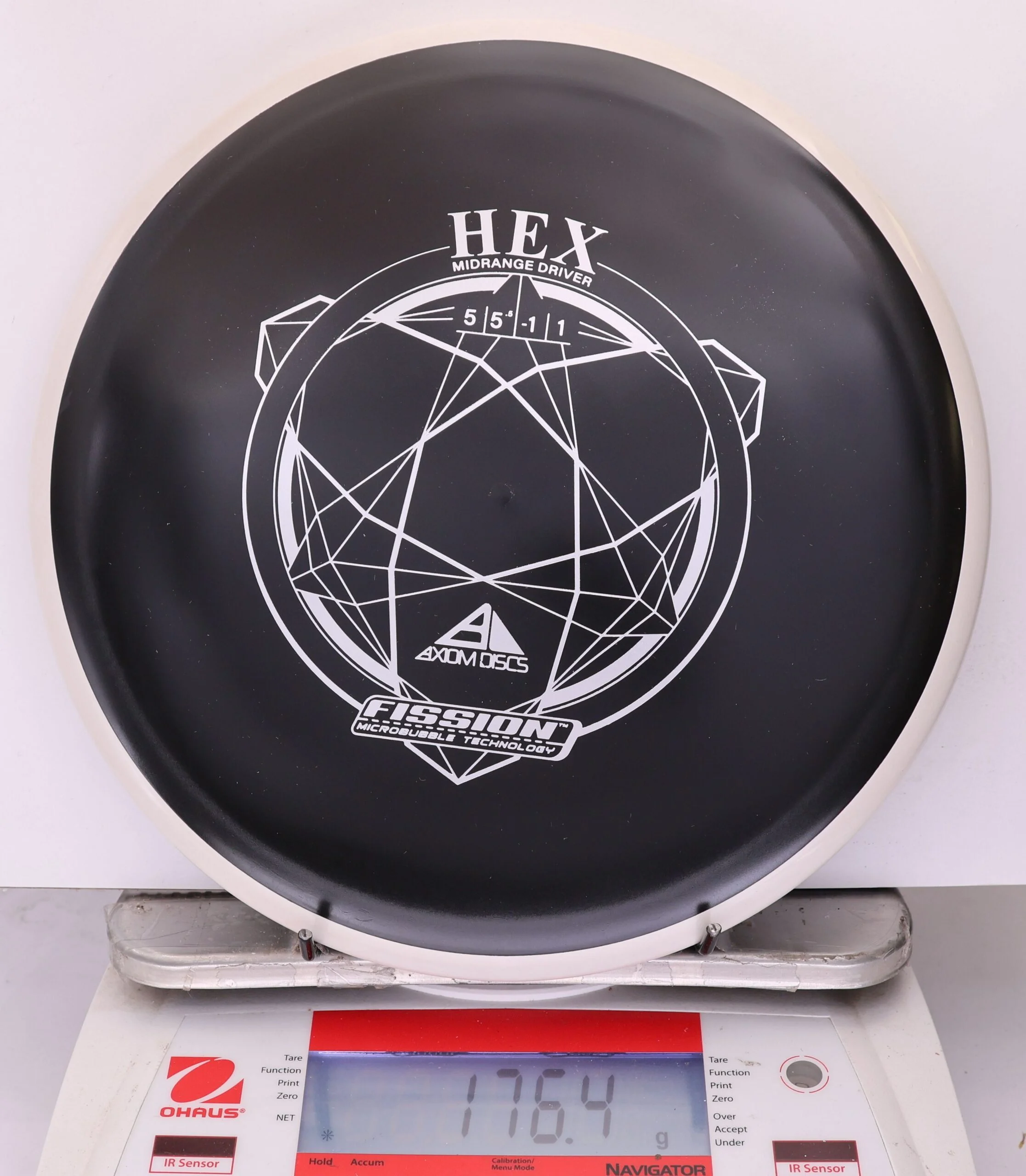 881970 Fission Hex - #461 White-Black, 176