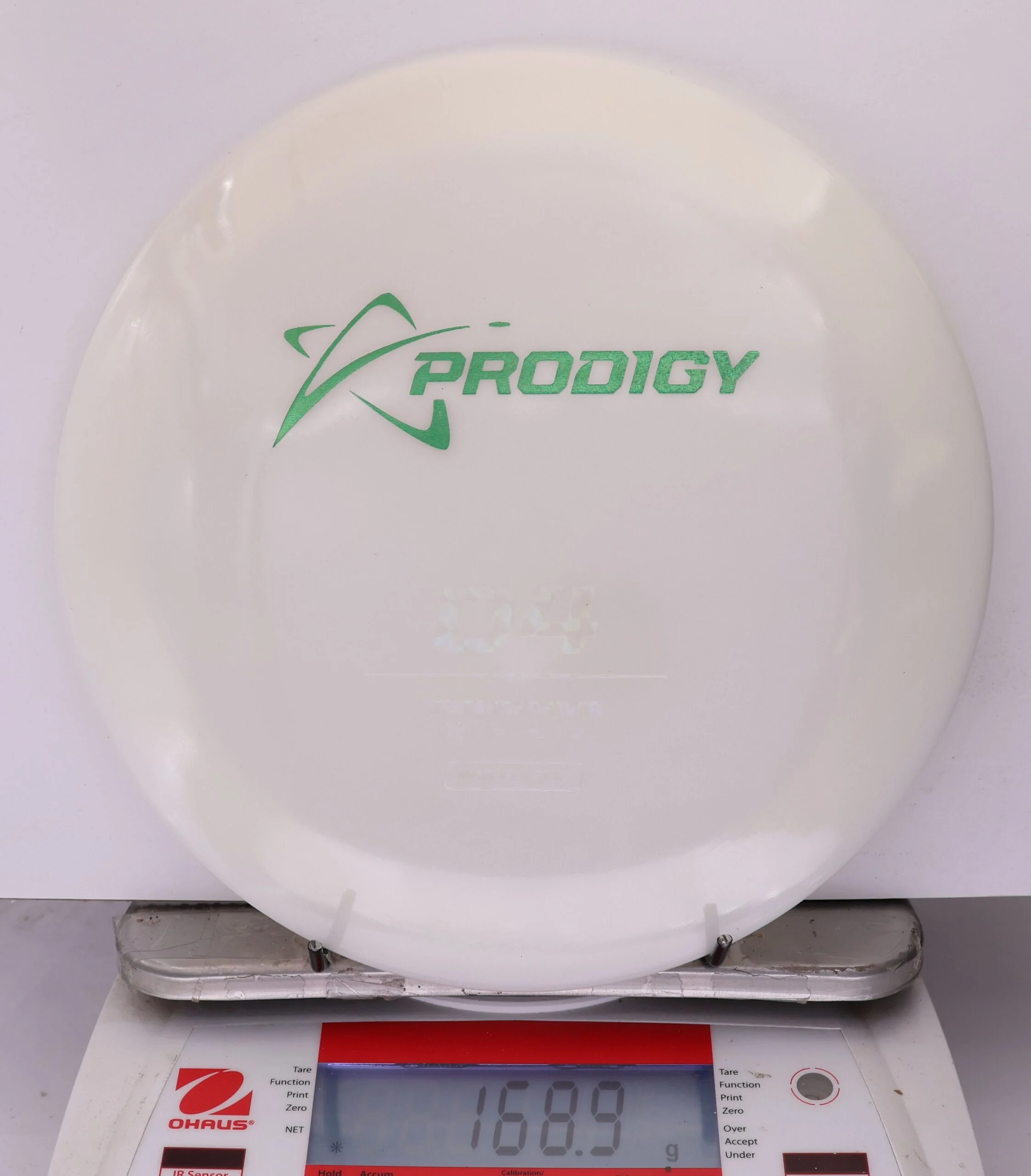 883543 Prodigy D4, 400 - #563 White, 169