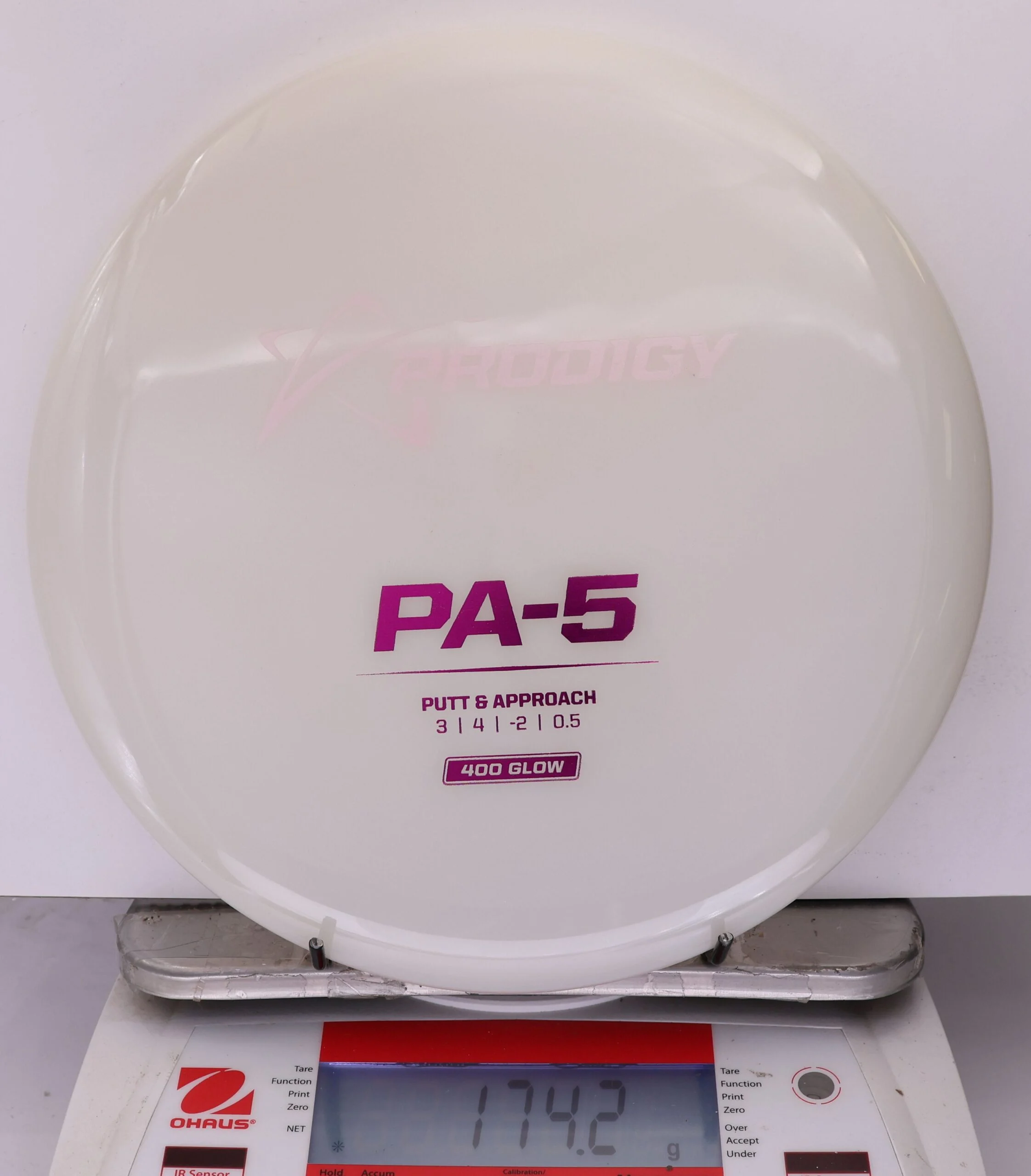 883942 Prodigy Pa5, 400 Glow - #573 White, 174