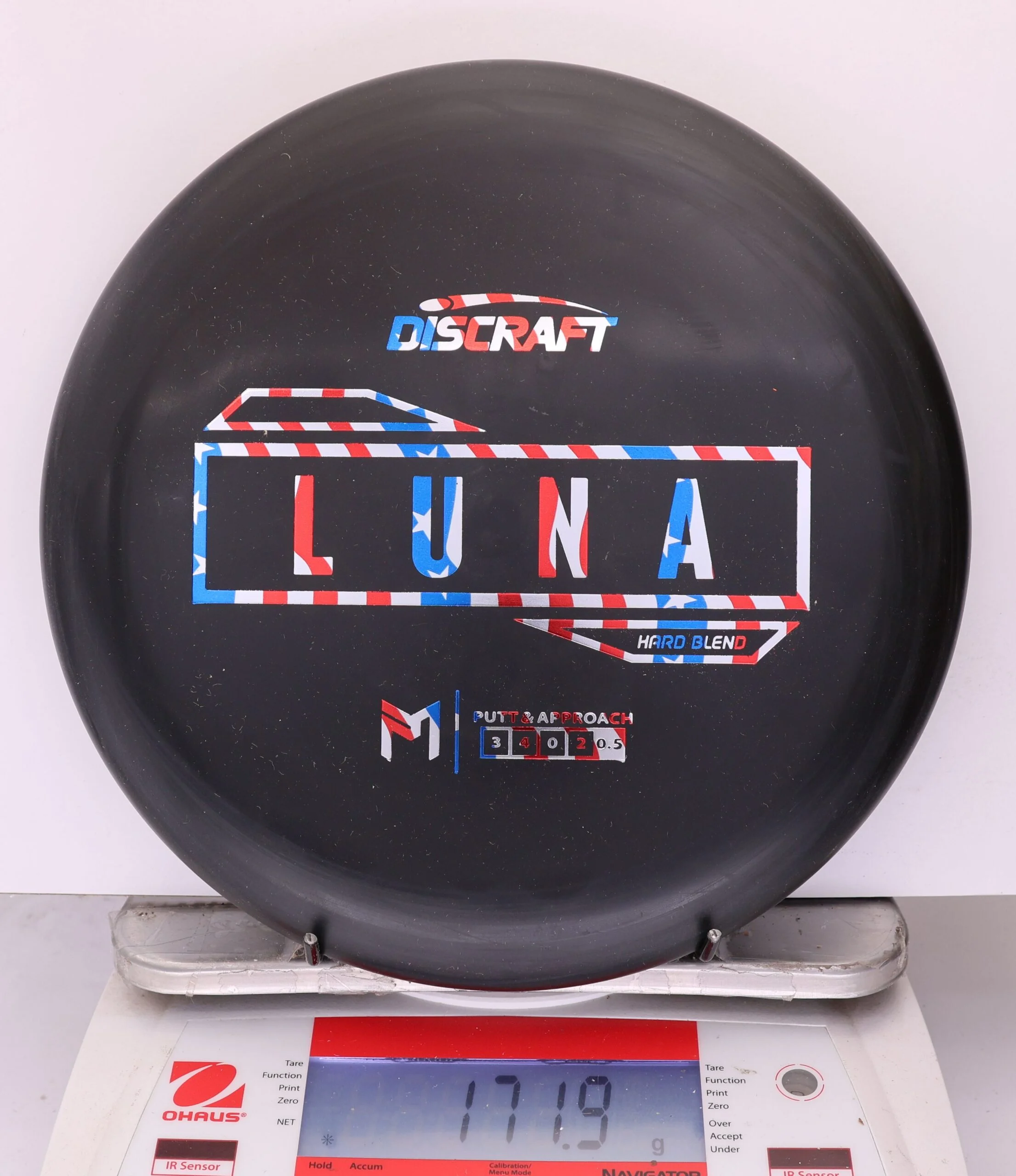 886945 Putter Line Hard Luna, Paul McBeth - #316 Black, 172