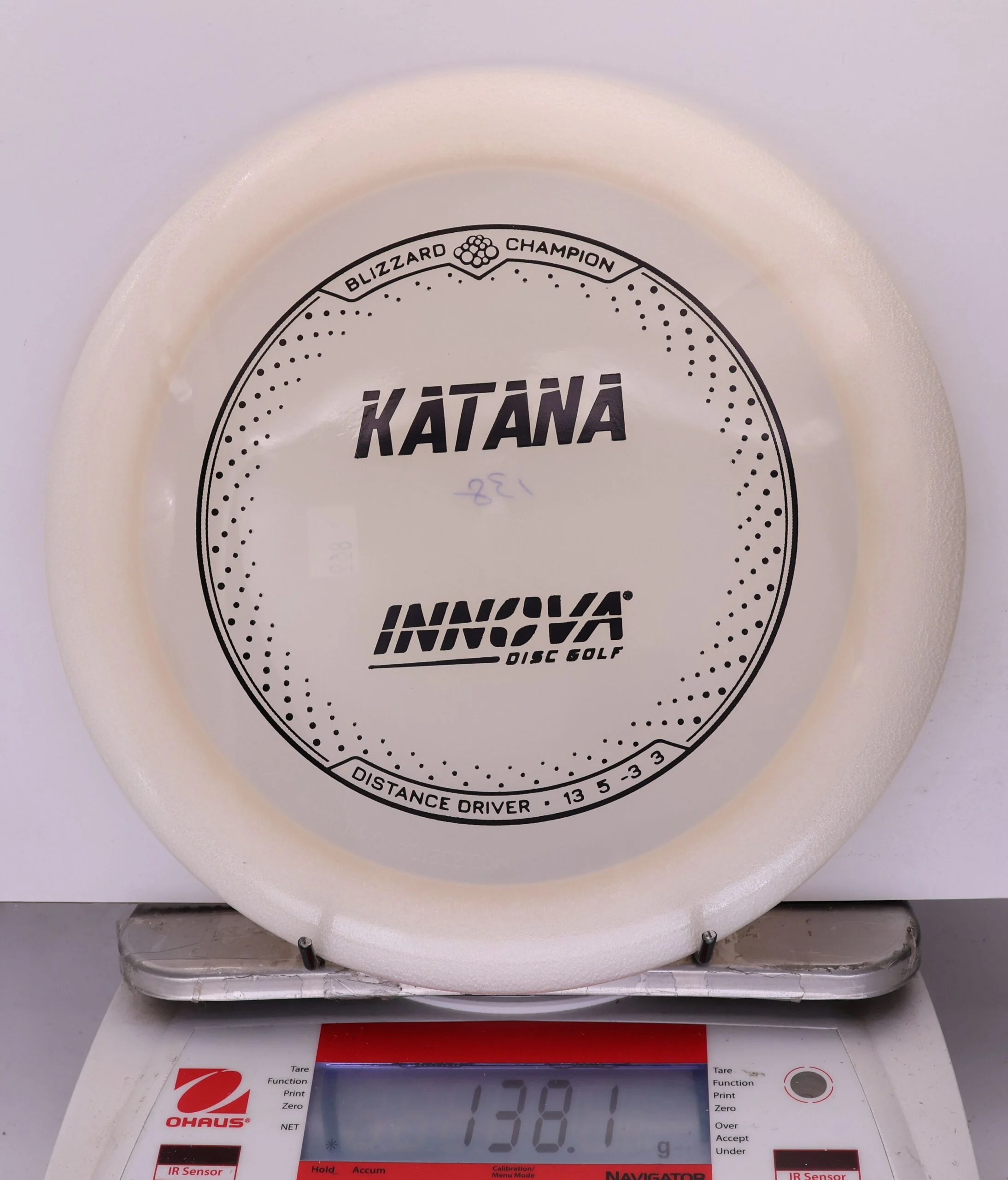 922381 Blizzard Katana - #869 Almost White, 138