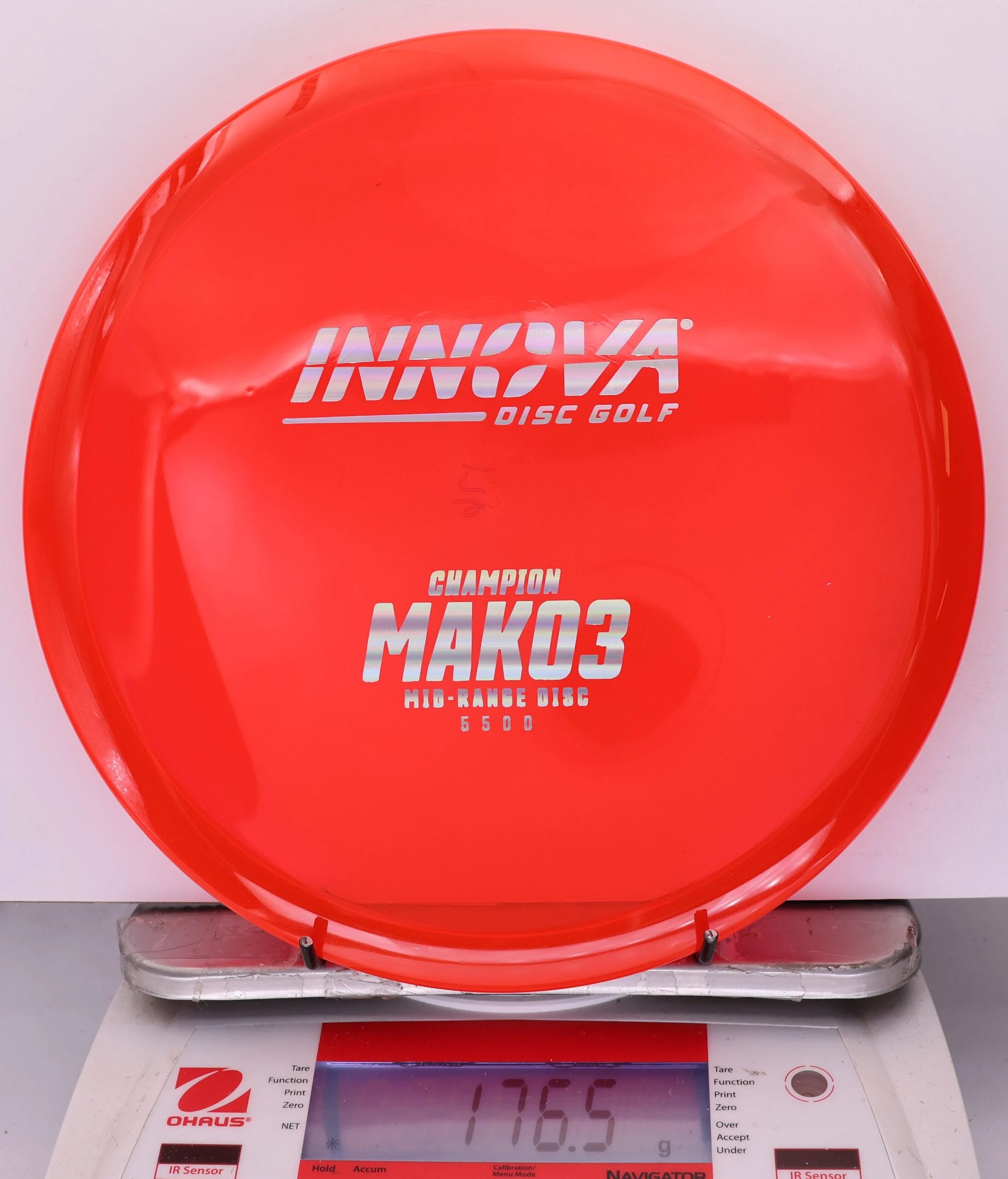 922658 Champion Mako3 - #865 Red, 177