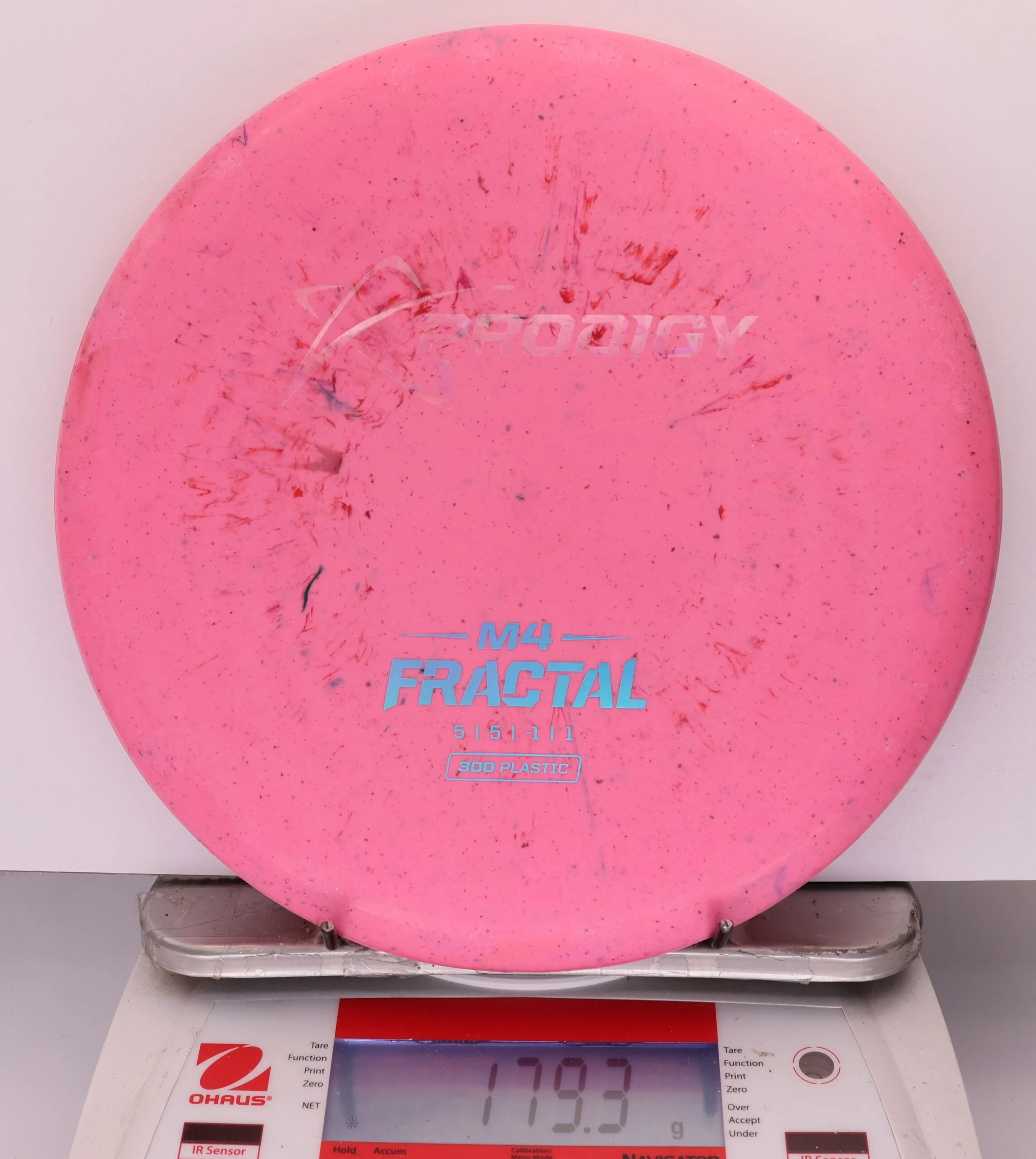 930693 Prodigy M4, Fractal 300 - #590 Pink, 179