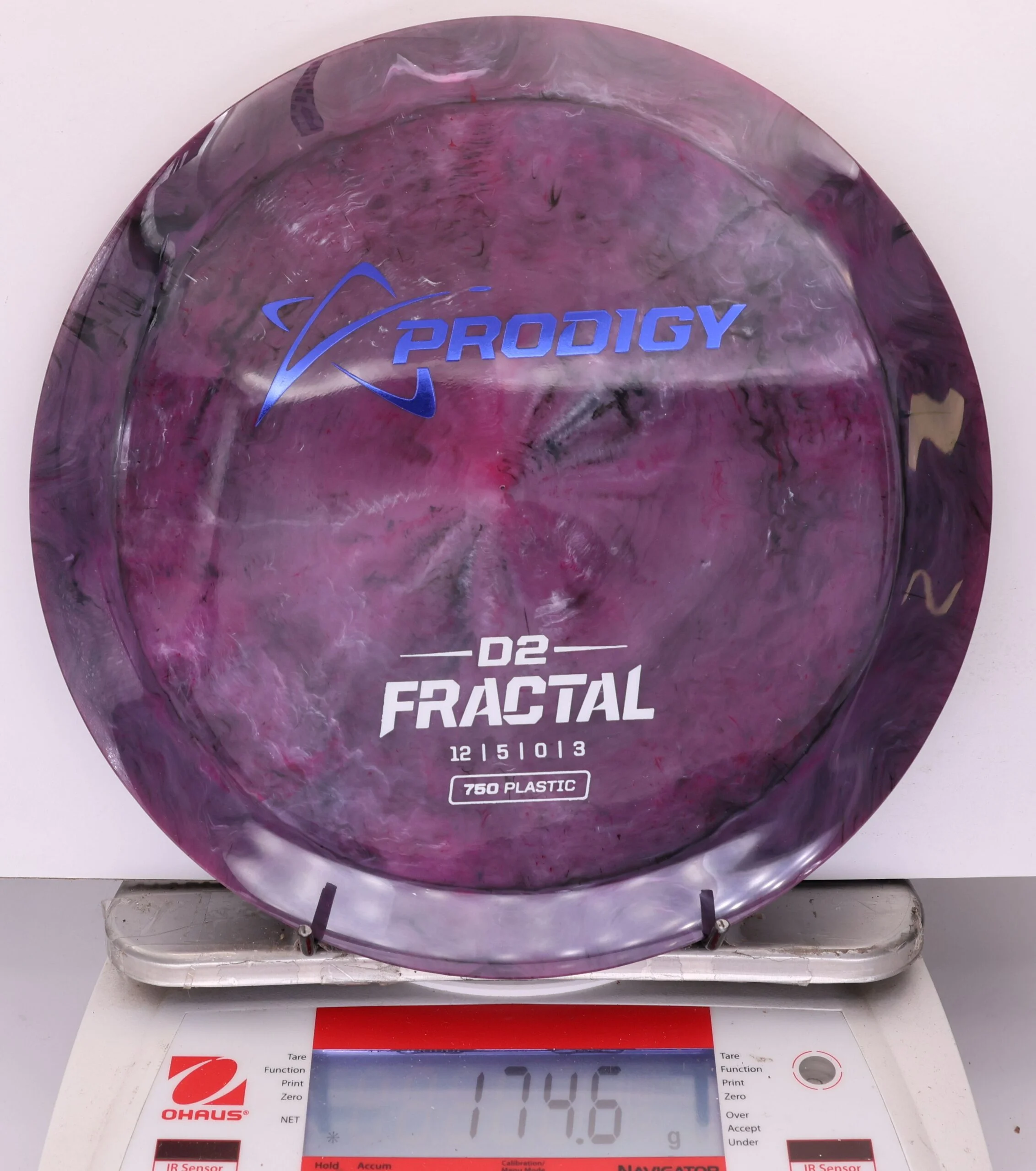 931614 Prodigy D2, Fractal 750 - #606 MagentaBlack, 175