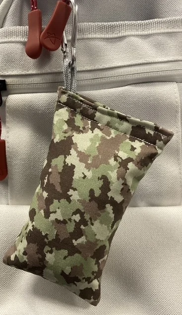 933912 Clay Bags with Carabiner - Green Camo, CLAY