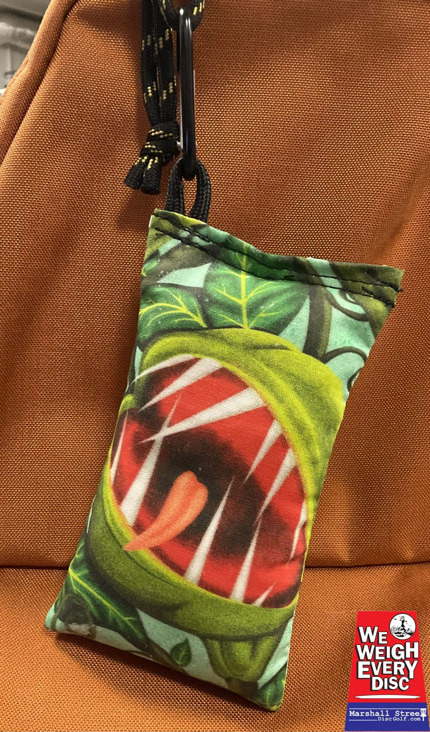 940625 Chalky Bags with Carabiner - Feed Me Seymore-Green, Chalky Bag