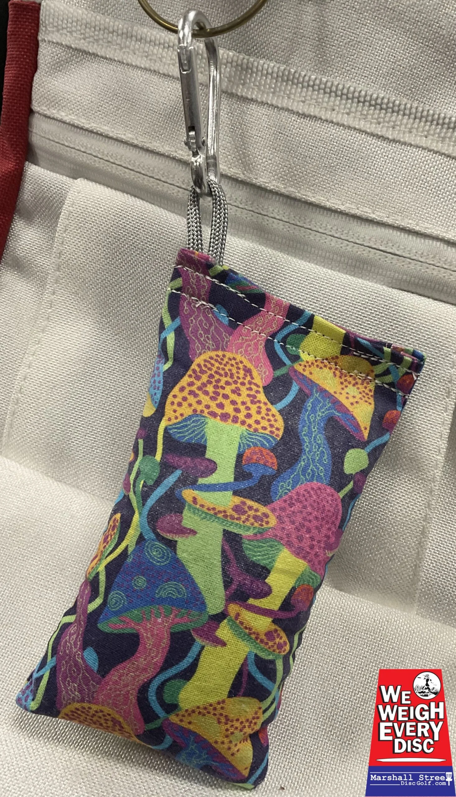 940800 Clay Bags with Carabiner - Shrooms-Pastel, Clay Bags