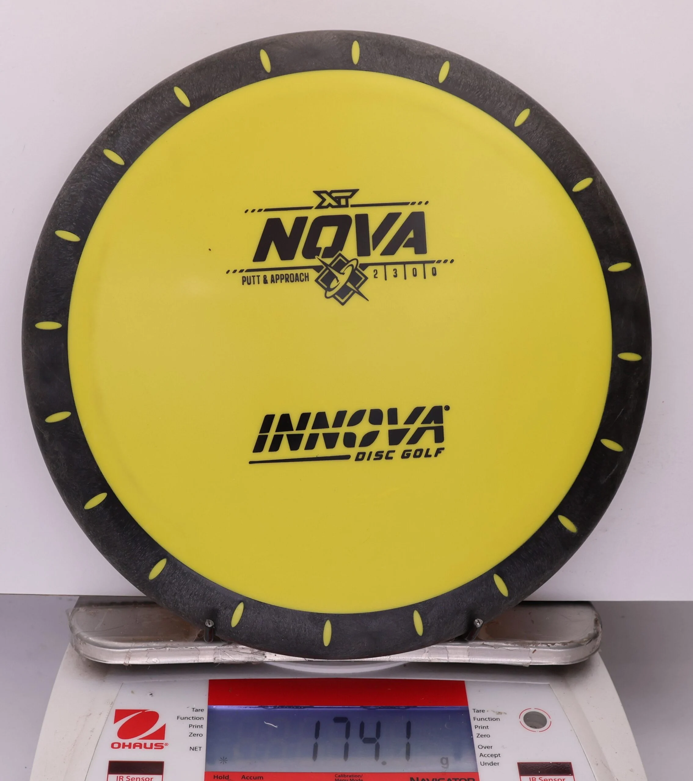942977 XT Nova - #897 Black-Yellow, 174