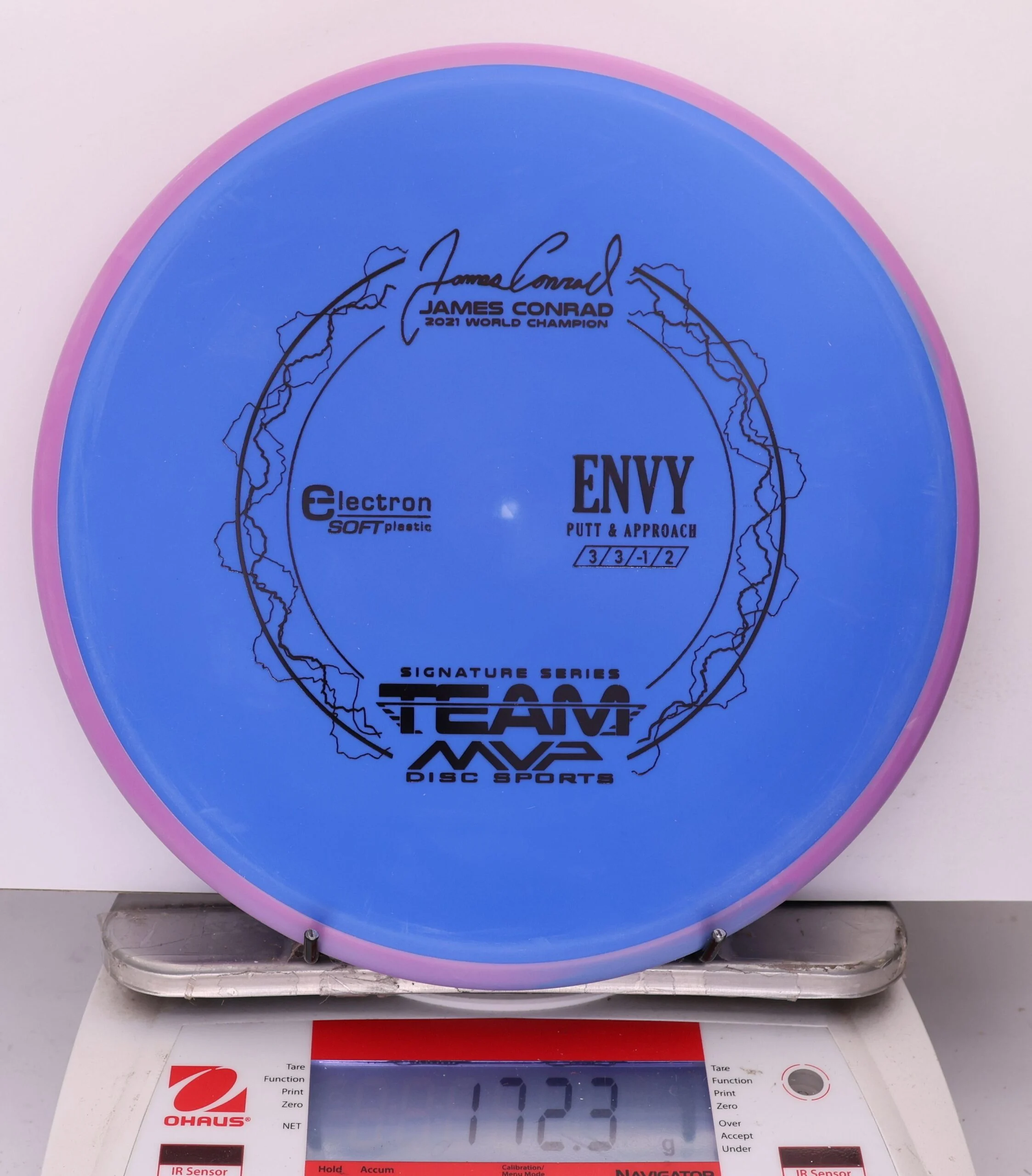 952836 Electron Soft Envy, James Conrad - #496 Pink-Blue, 172
