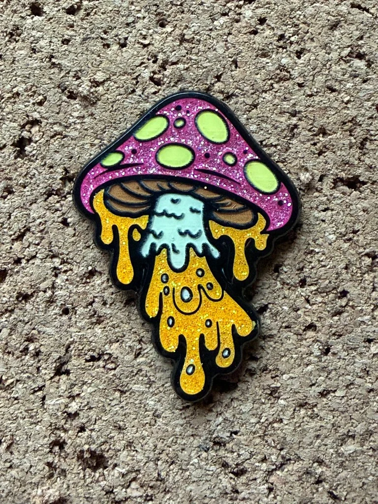 960621 Mushroom Drip, Pins by Festi Daze - YellowMgnta Mushroom, F4