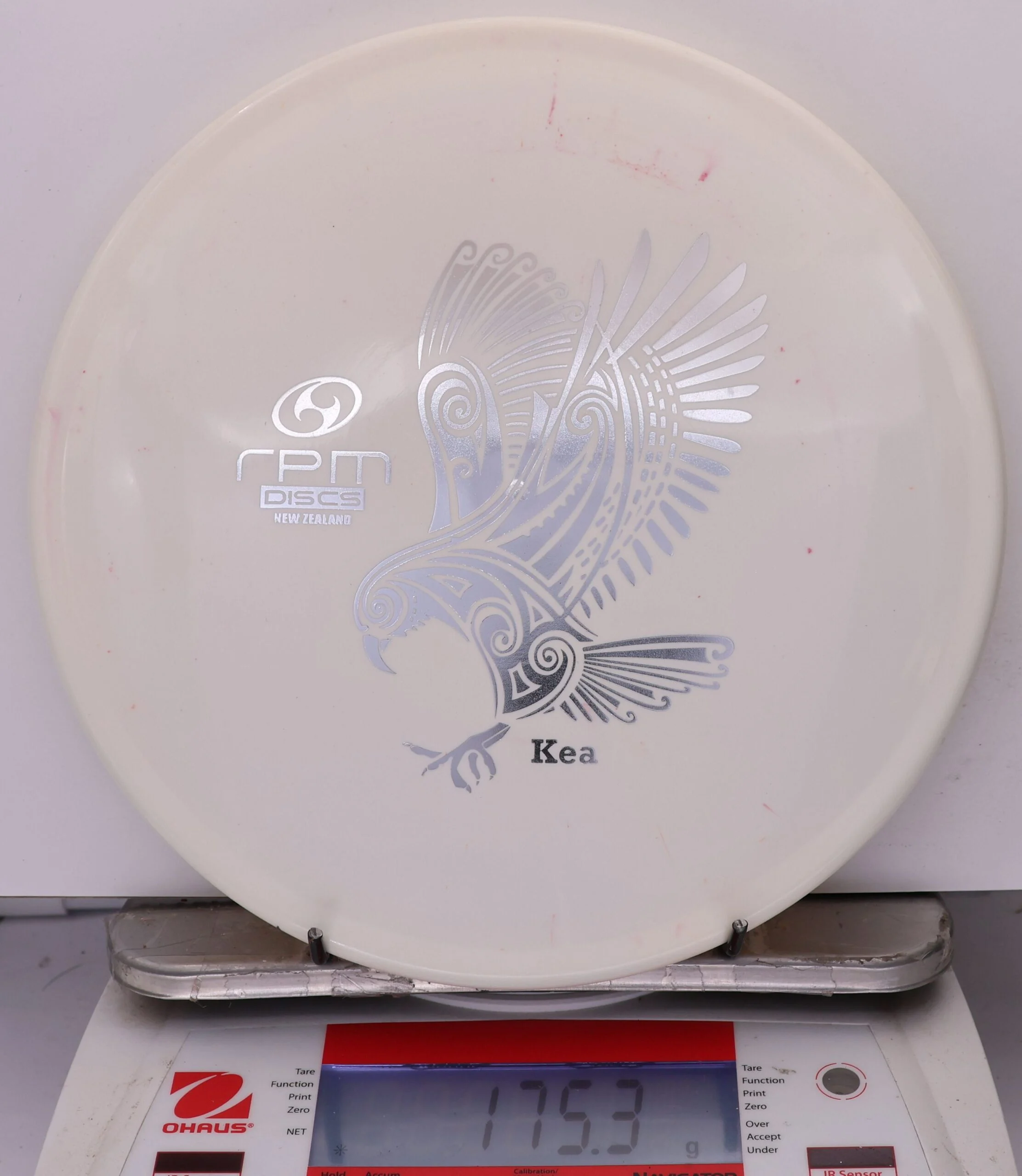 973552 Atomic Kea - #304 White, 175