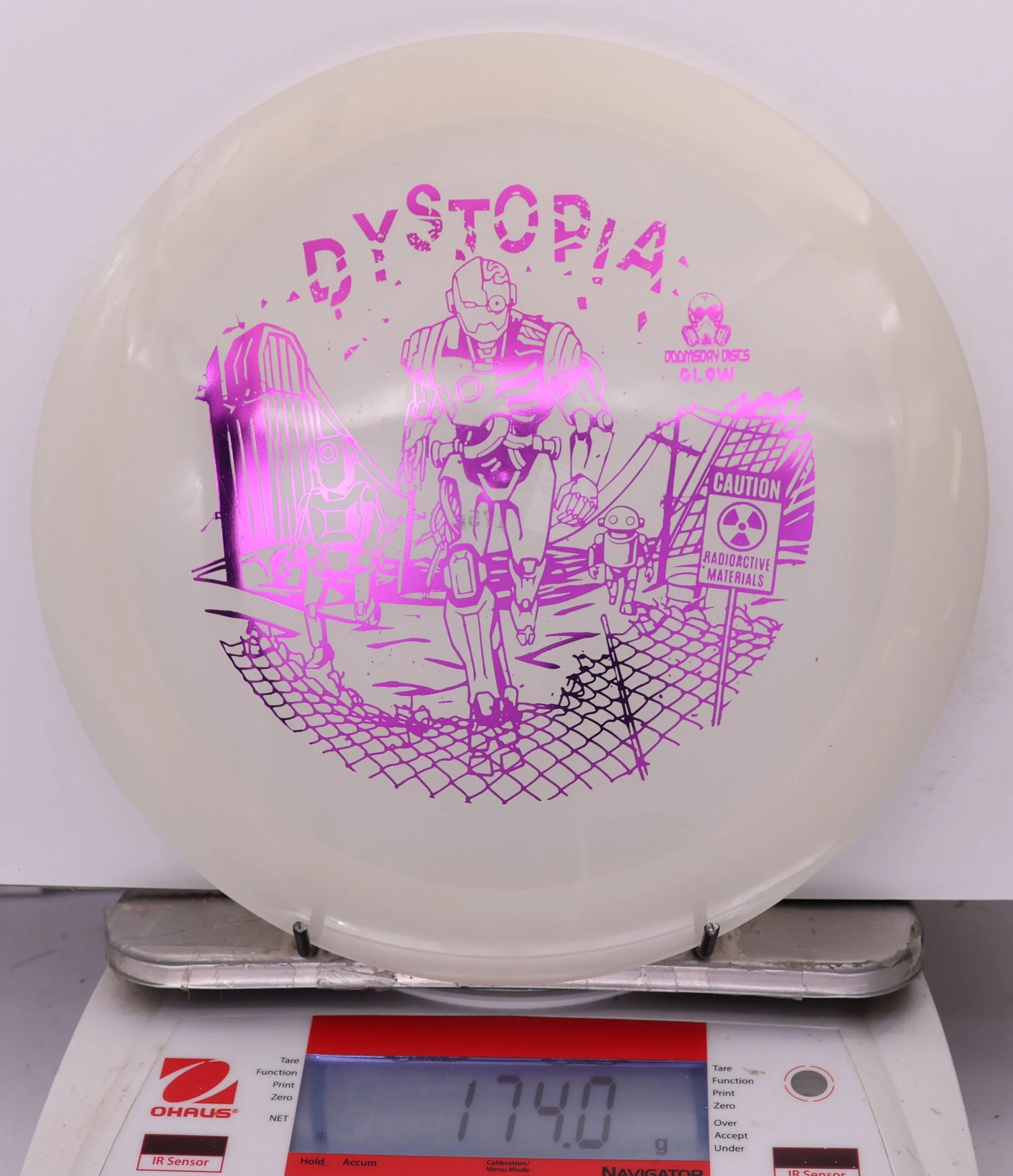 997860 Isolation Glow Dystopia - #643 Glow, 174