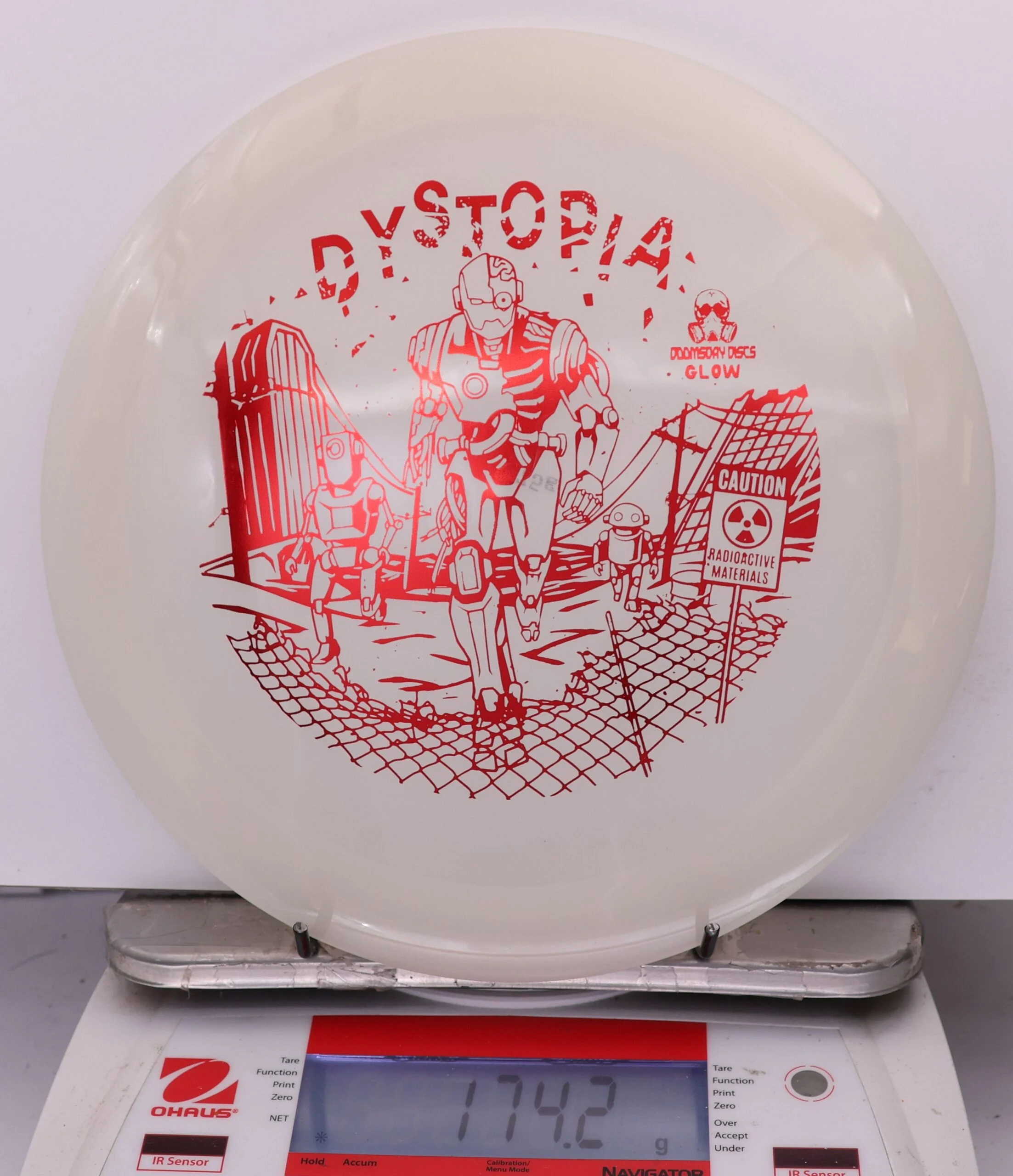 997865 Isolation Glow Dystopia - #645 Glow, 174
