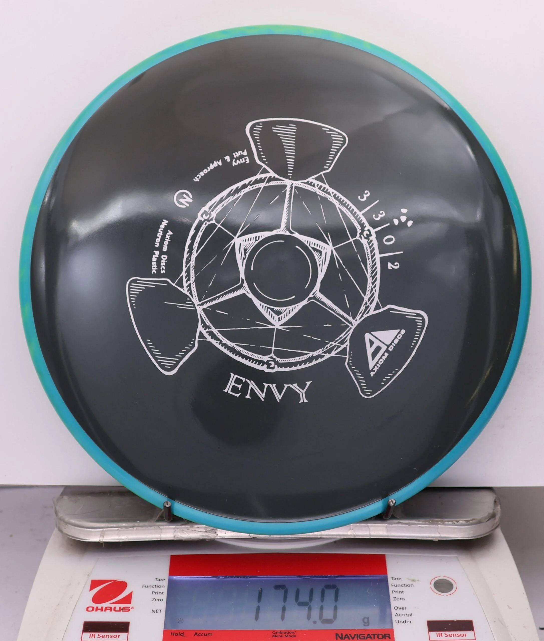 999721 Neutron Envy - #584 LtBlue-Black, 174