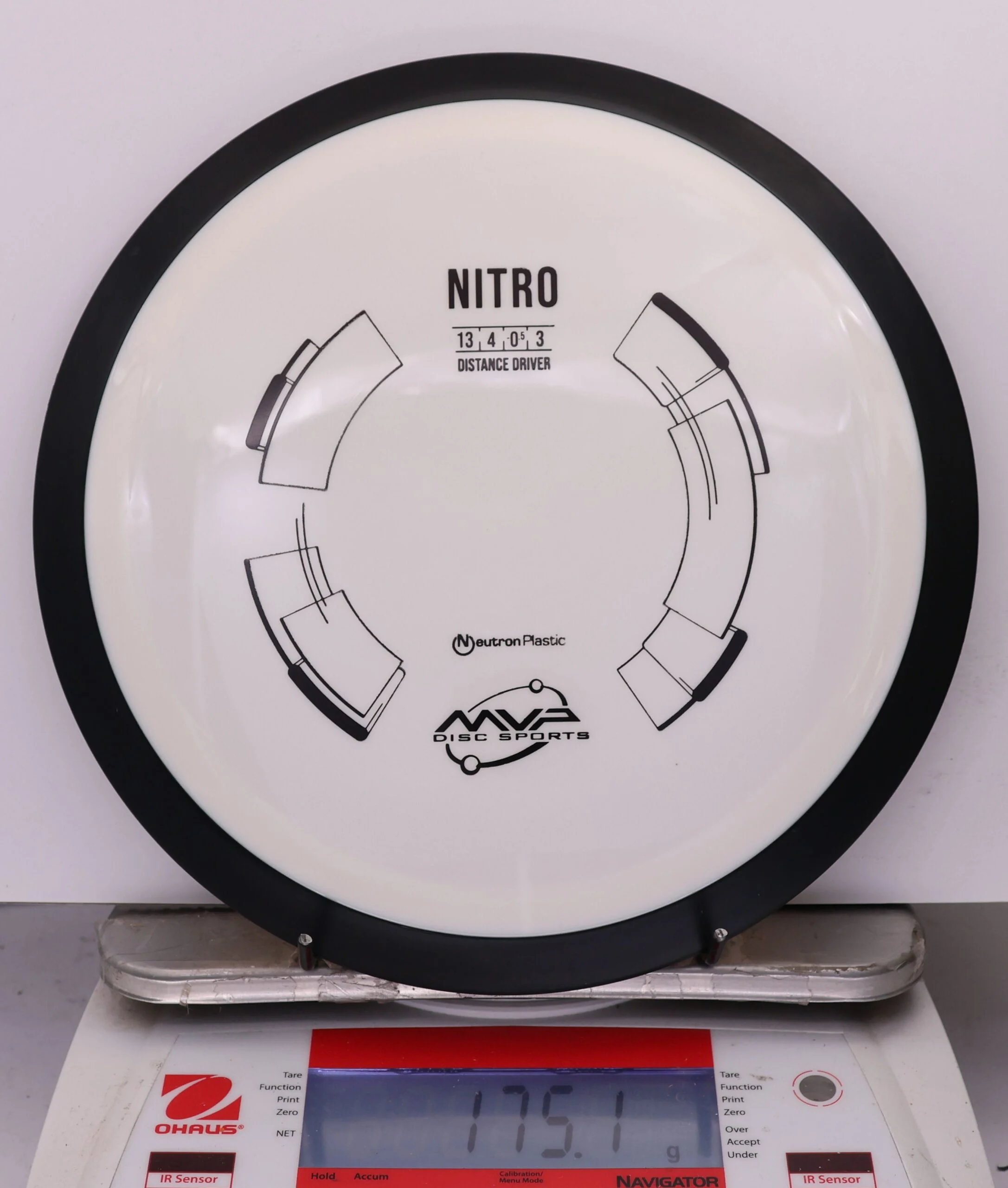 1000857 Neutron Nitro - #582 White, 175