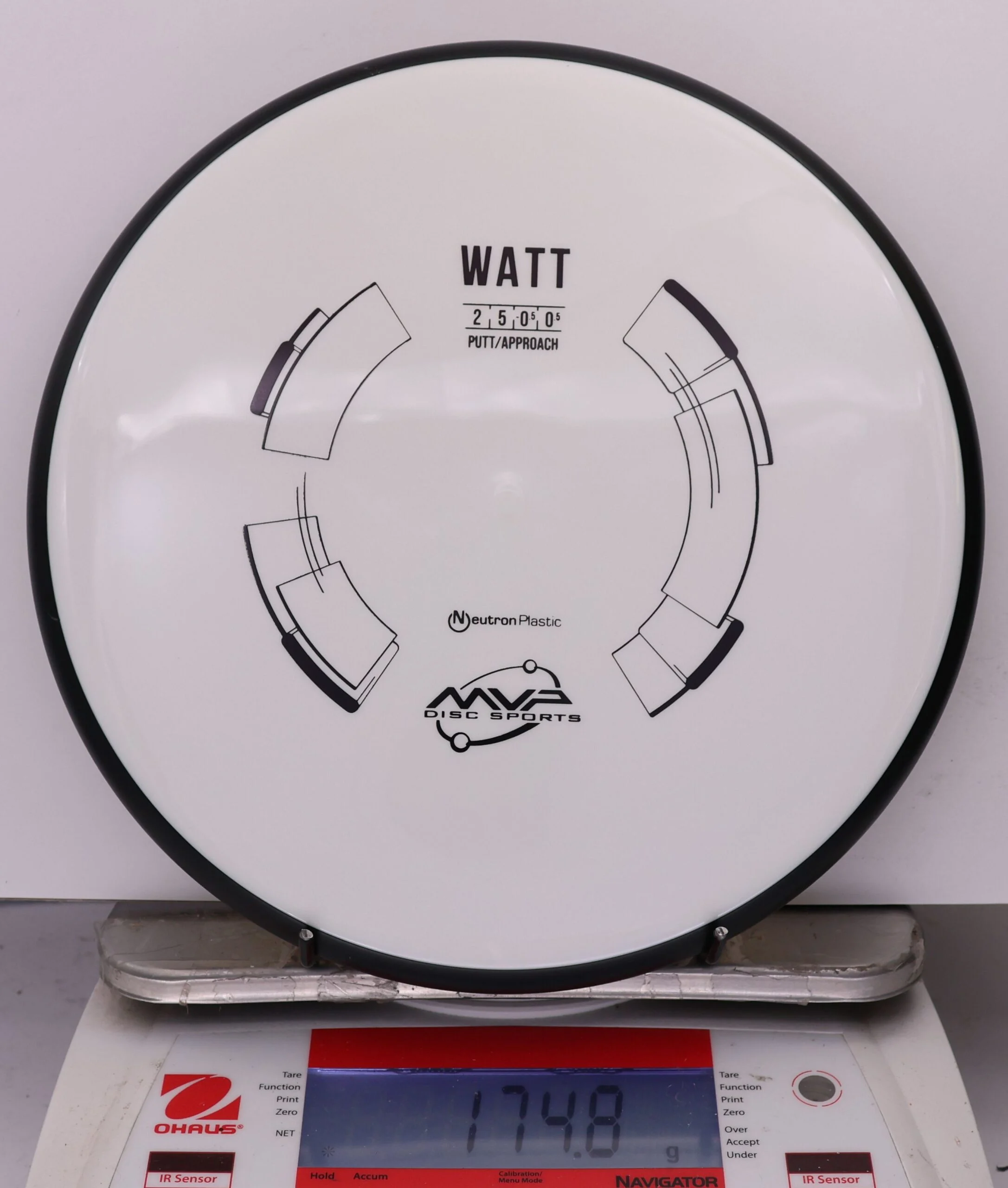 1000928 Neutron Watt - #583 White, 175