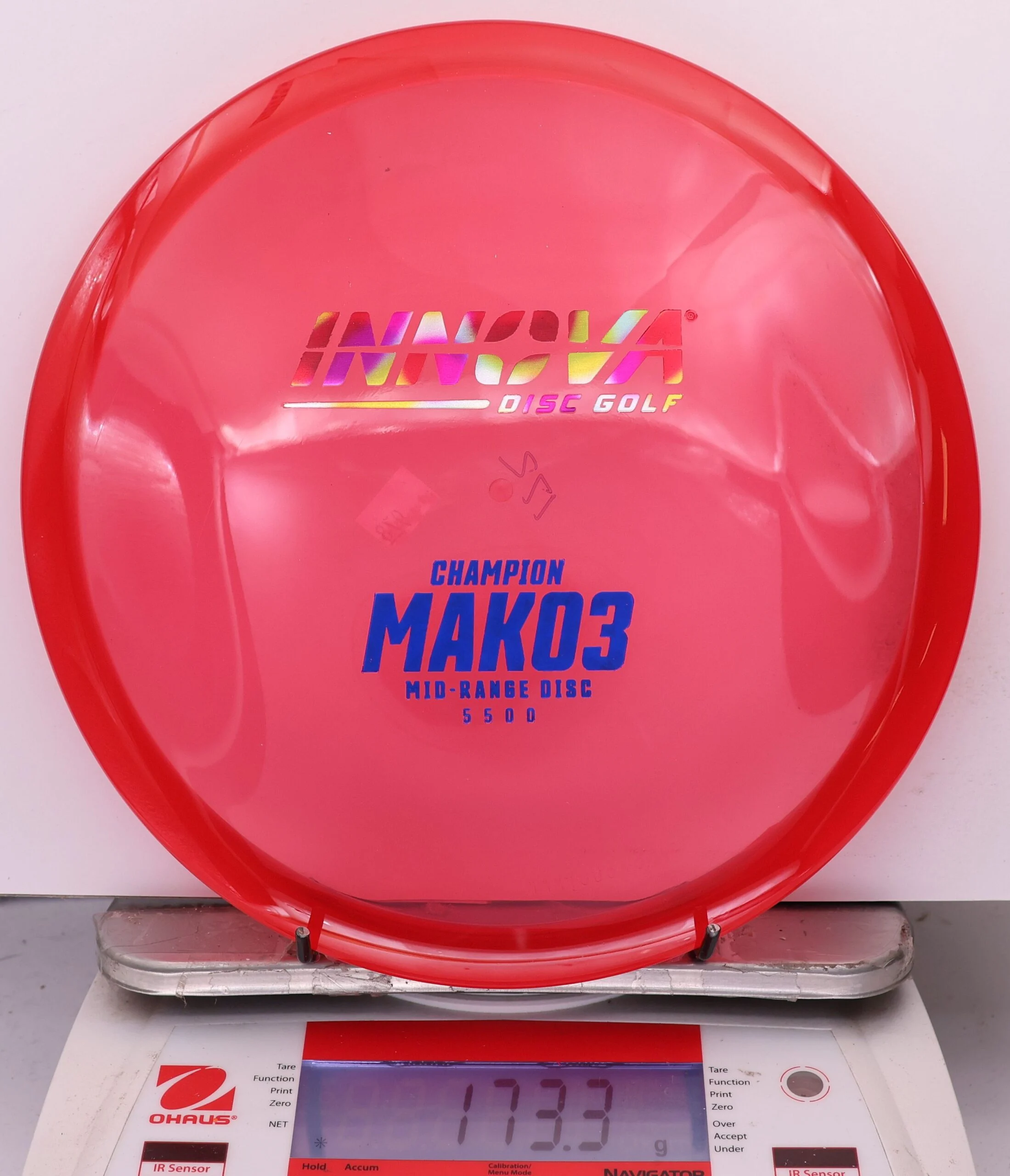 1003056 Champion Mako3 - #973 Red, 173