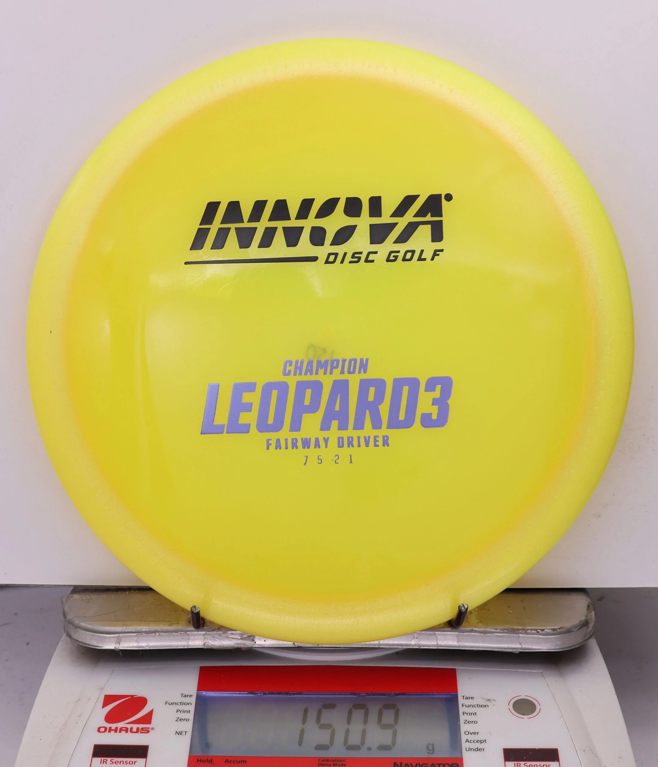 1003104 Champion Leopard3 - #973 Yellow, 151