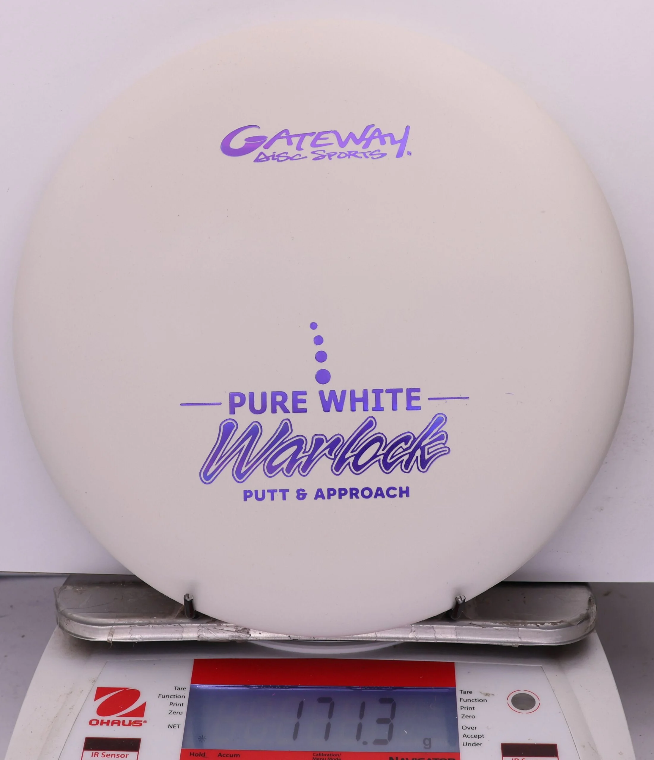 1004392 Pure White Warlock - #525 Firm White, 171