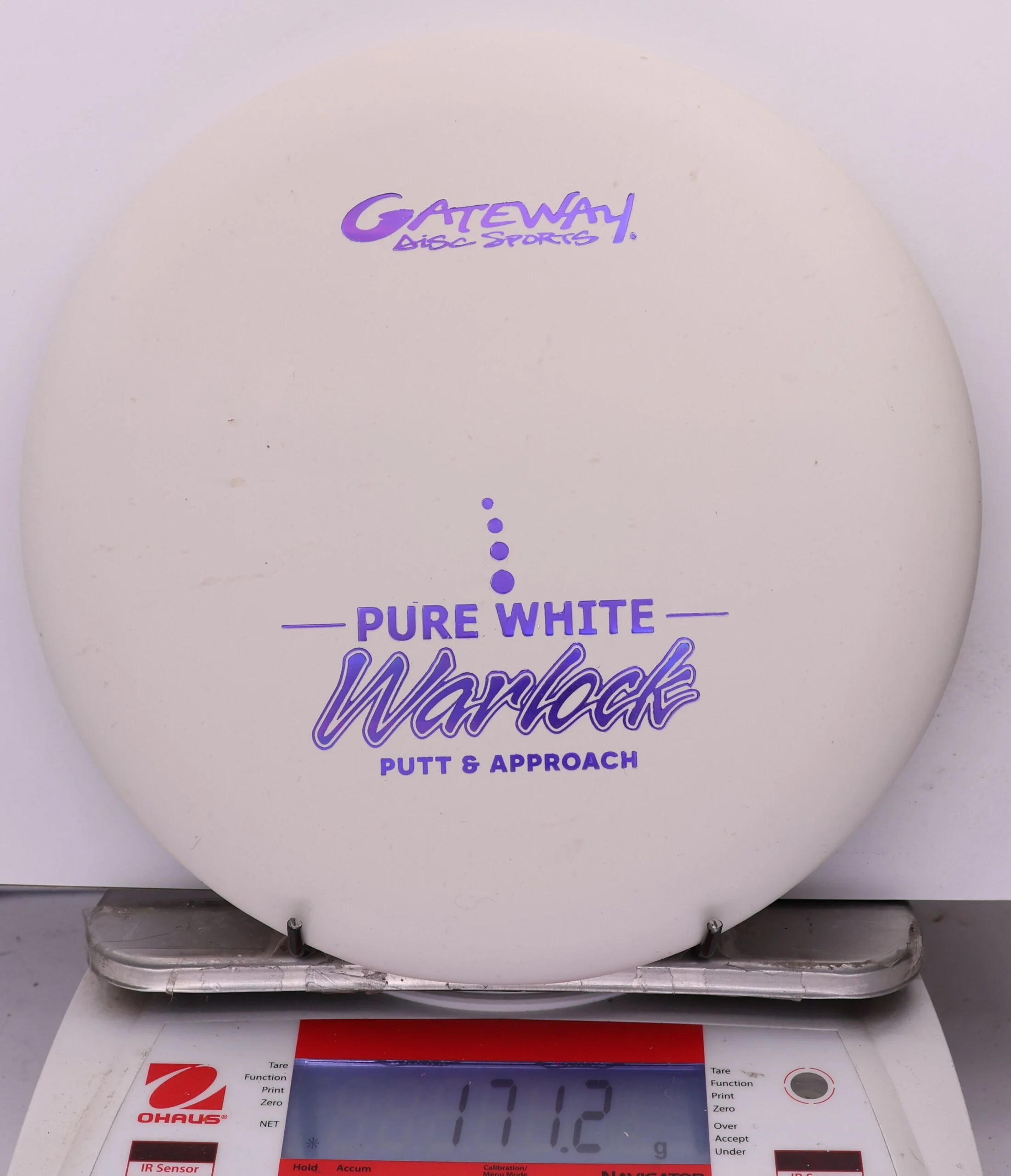 1004395 Pure White Warlock - #528 Firm White, 171