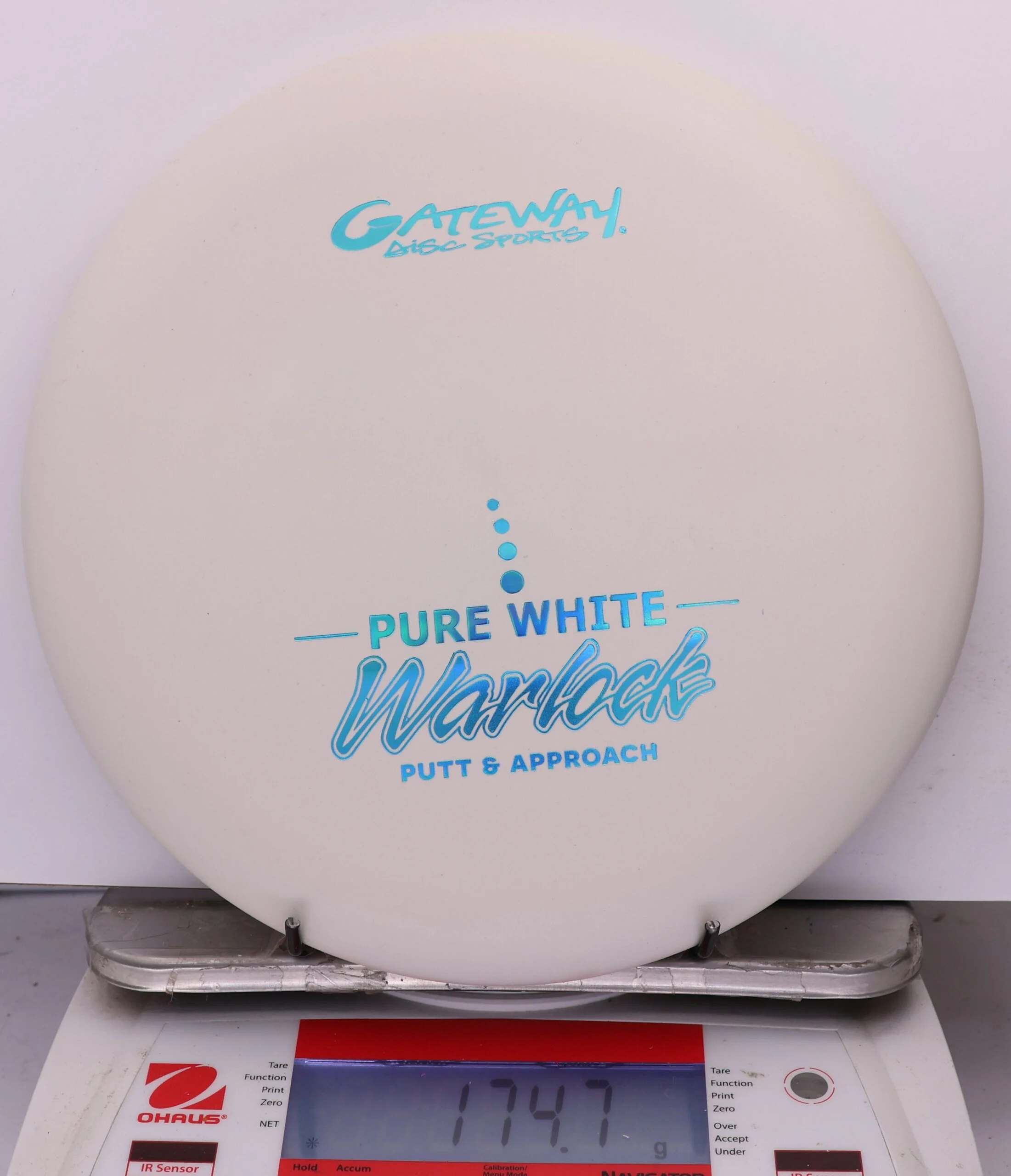 1004423 Pure White Warlock - #536 Firm White, 175