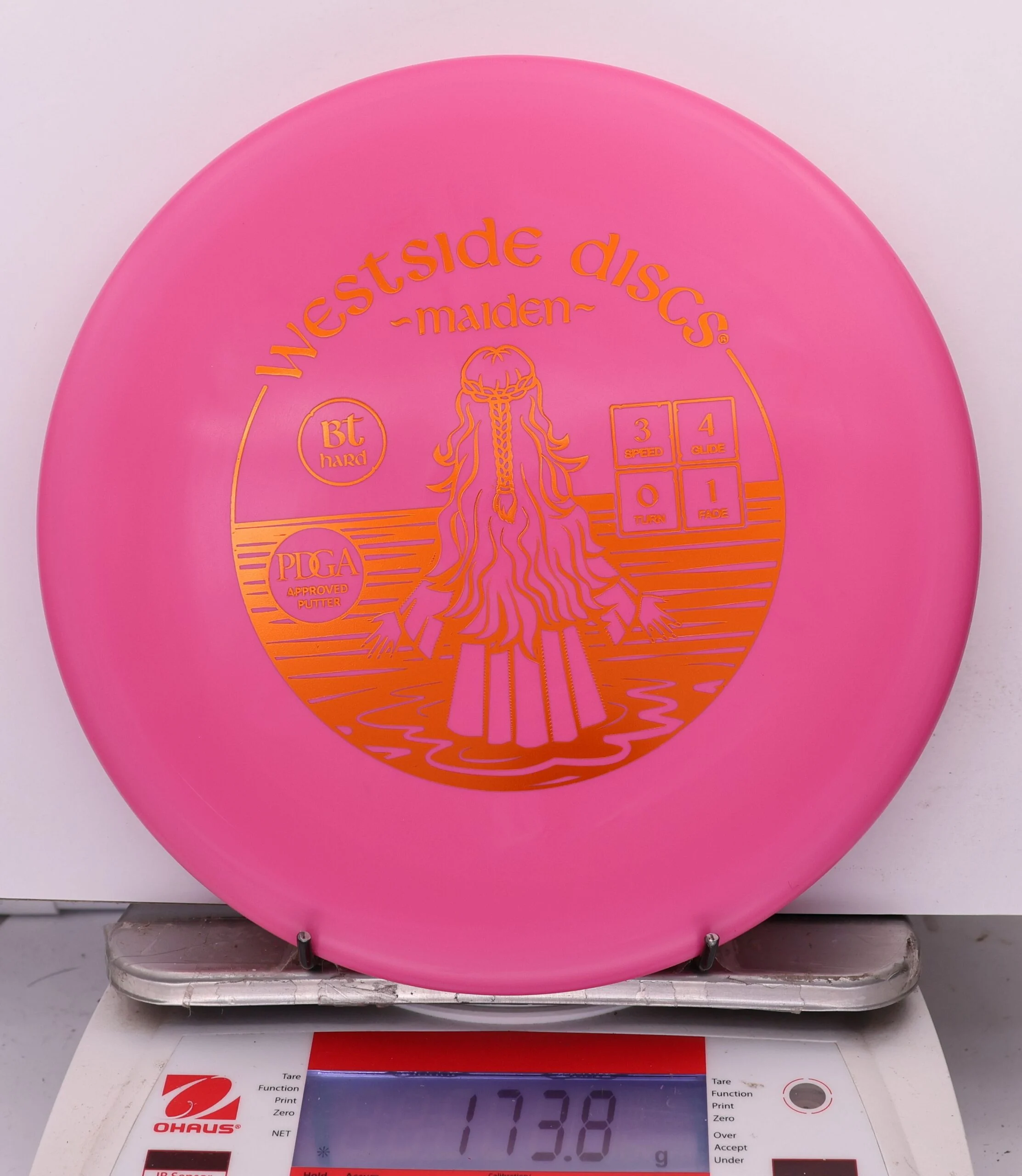 1008308 Bt Hard Maiden - #250 LtRed, 174
