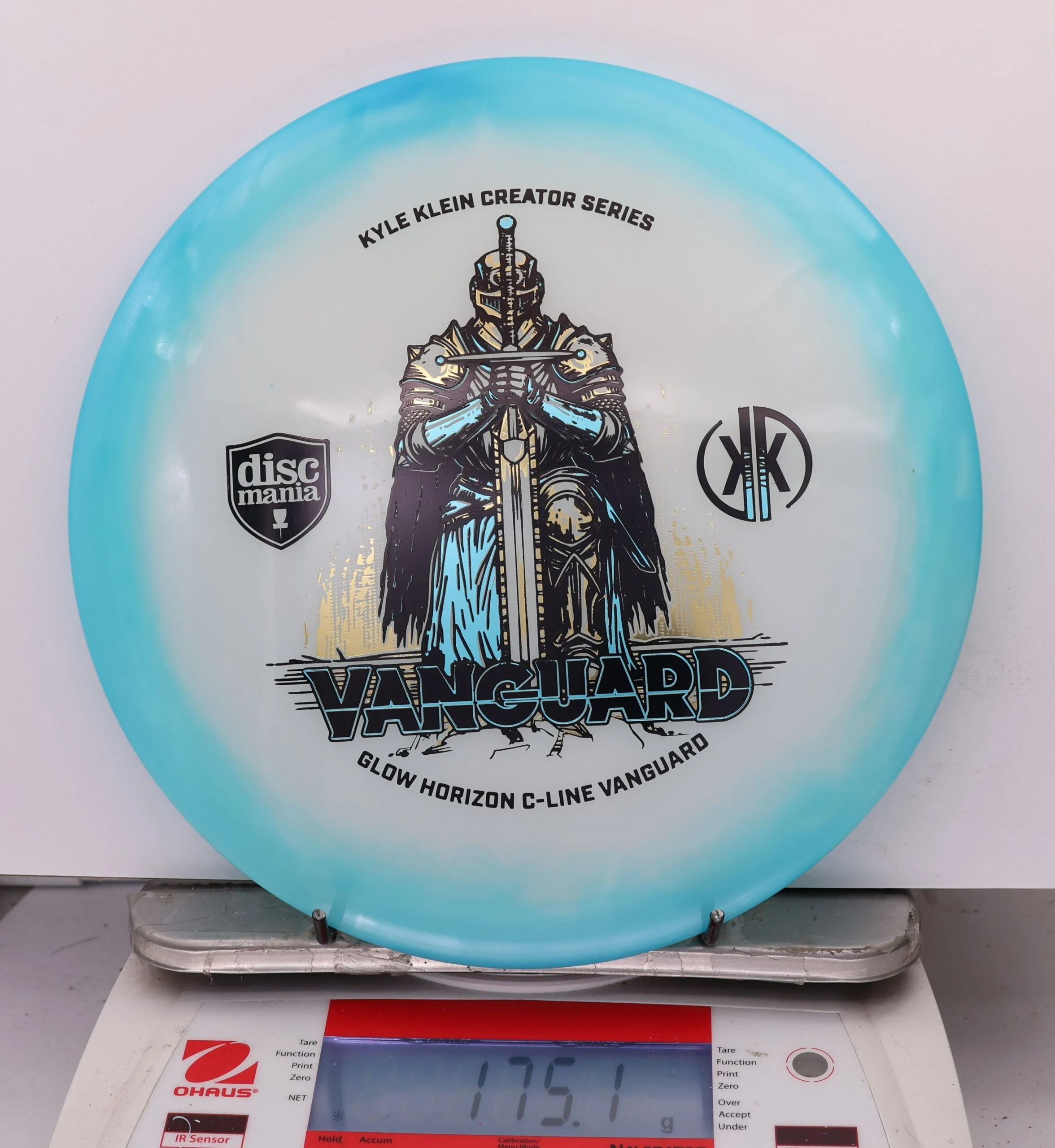 1011123 Glow Horizon C-Line Vanguard, Kyle Klein 2026 Creator Series - #240 Blue-White, 175