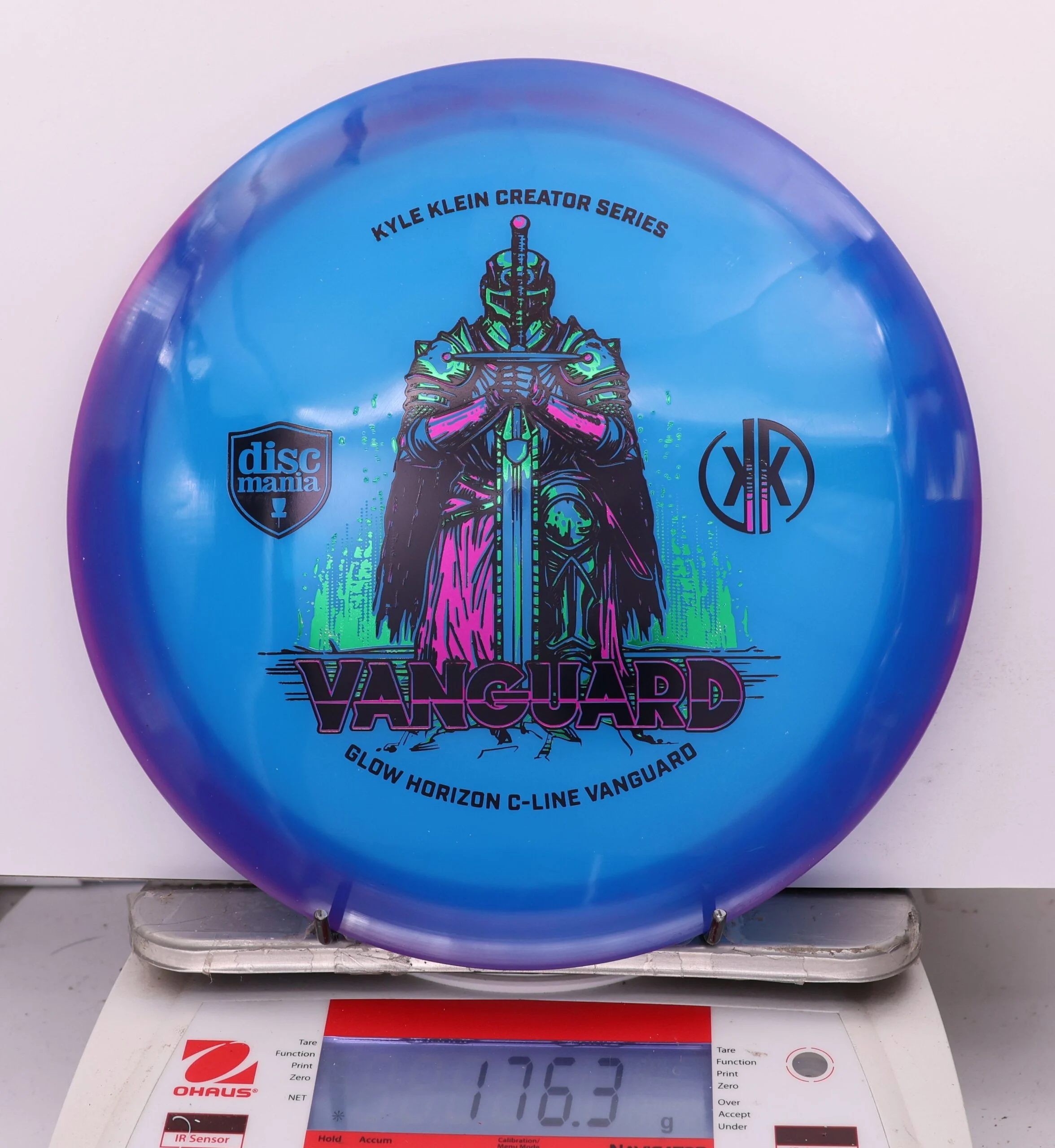 1011135 Glow Horizon C-Line Vanguard, Kyle Klein 2026 Creator Series - #245 Purple-Blue, 176