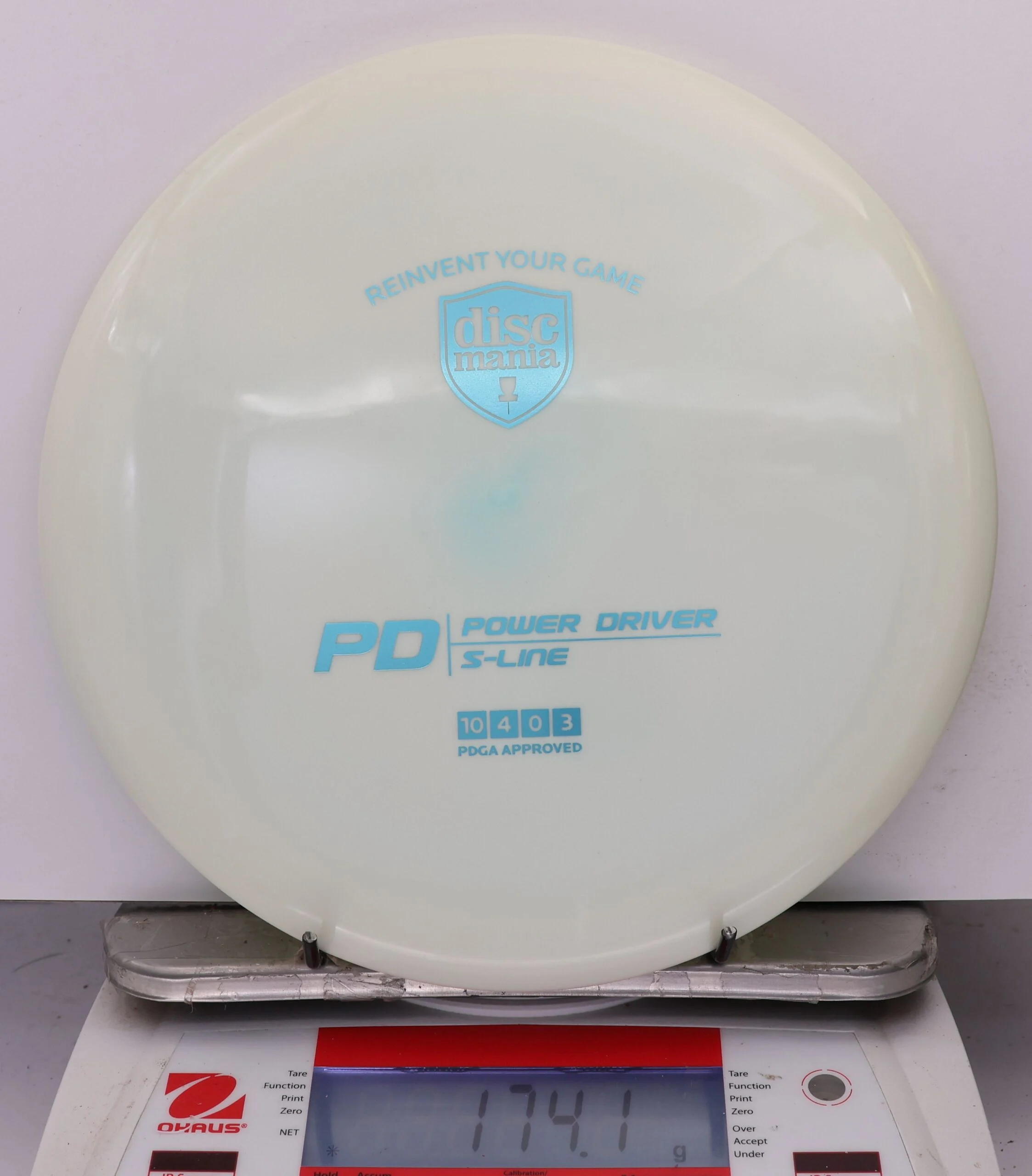 1011188 S-Line PD - #240 Almost White, 174