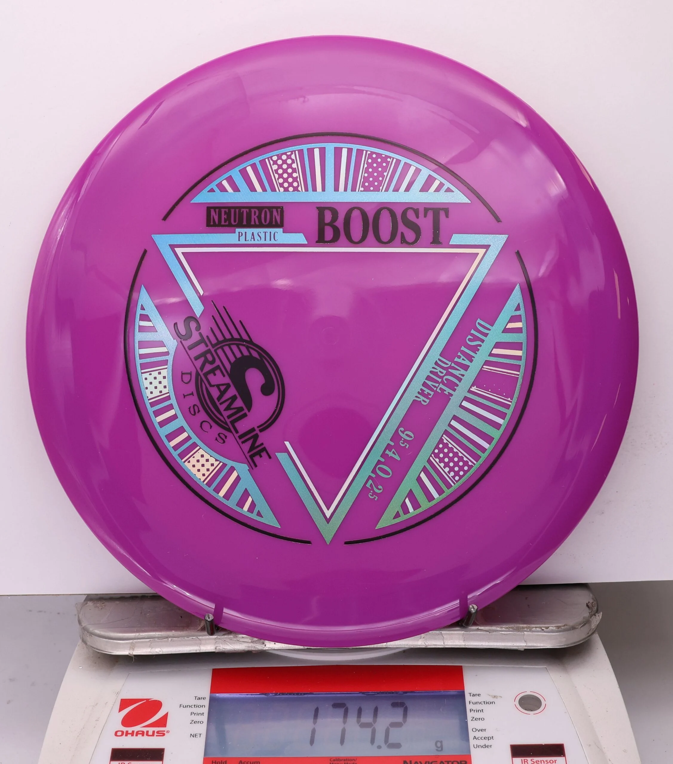 1025898 Neutron Boost - #05 Purple, 174