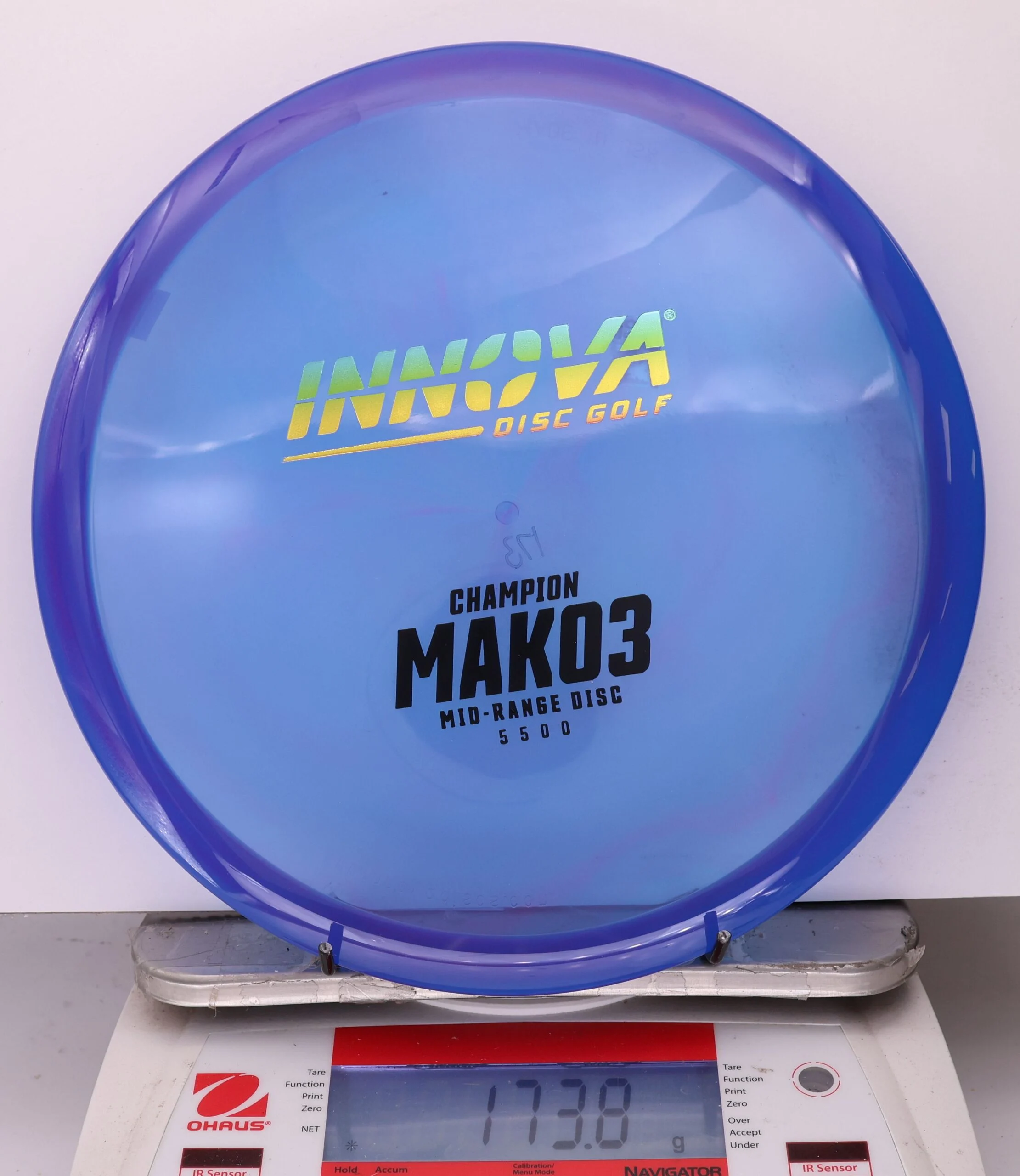 1027744 Champion Mako3 - #06 Blurple, 174
