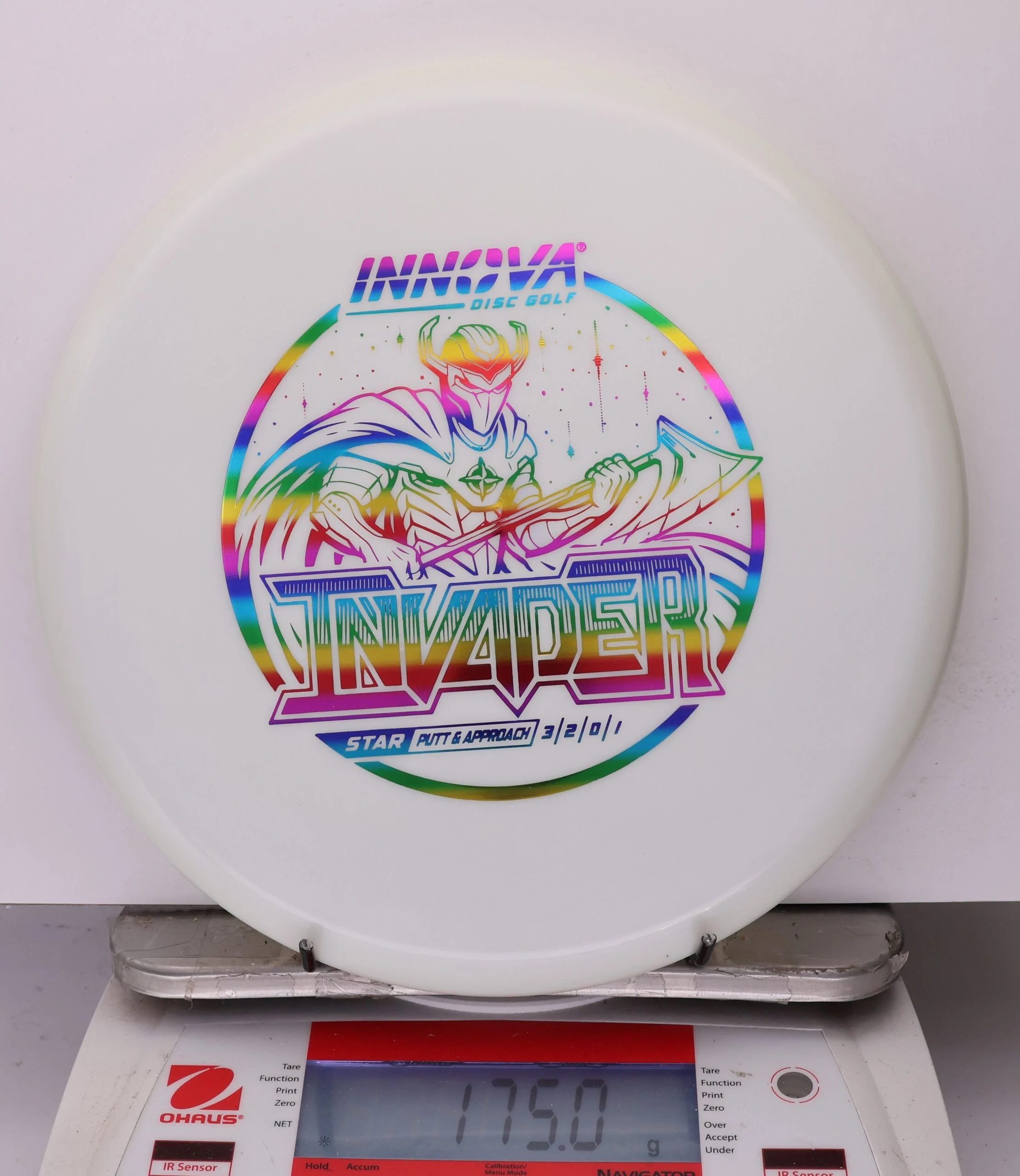 1029048 Star Invader - #24 White, 175