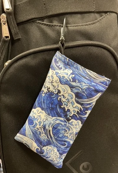 1039635 Chalky Bags with Carabiner - Waves-Blue, Chalky