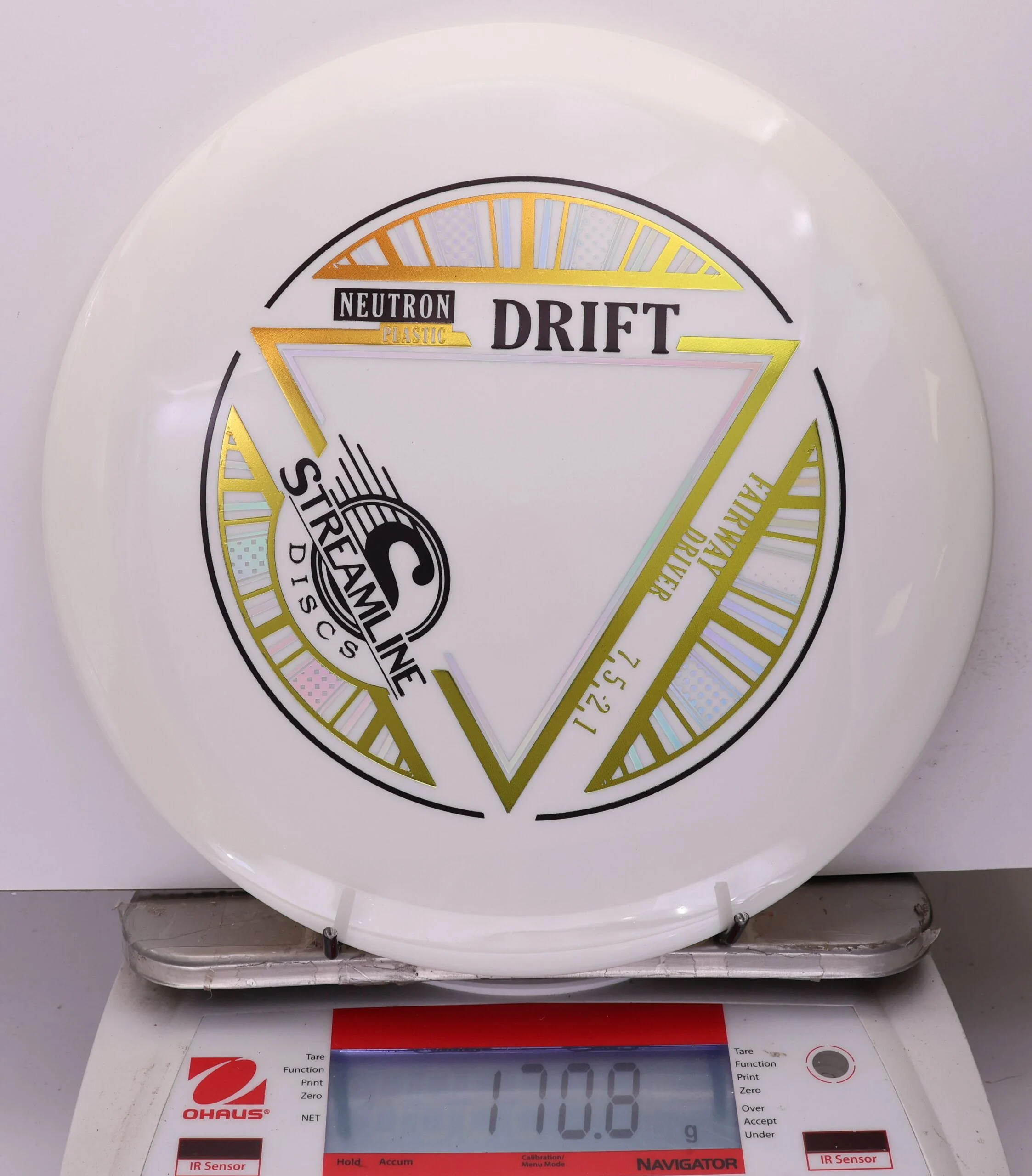 1044660 Neutron Drift - #610 White, 171