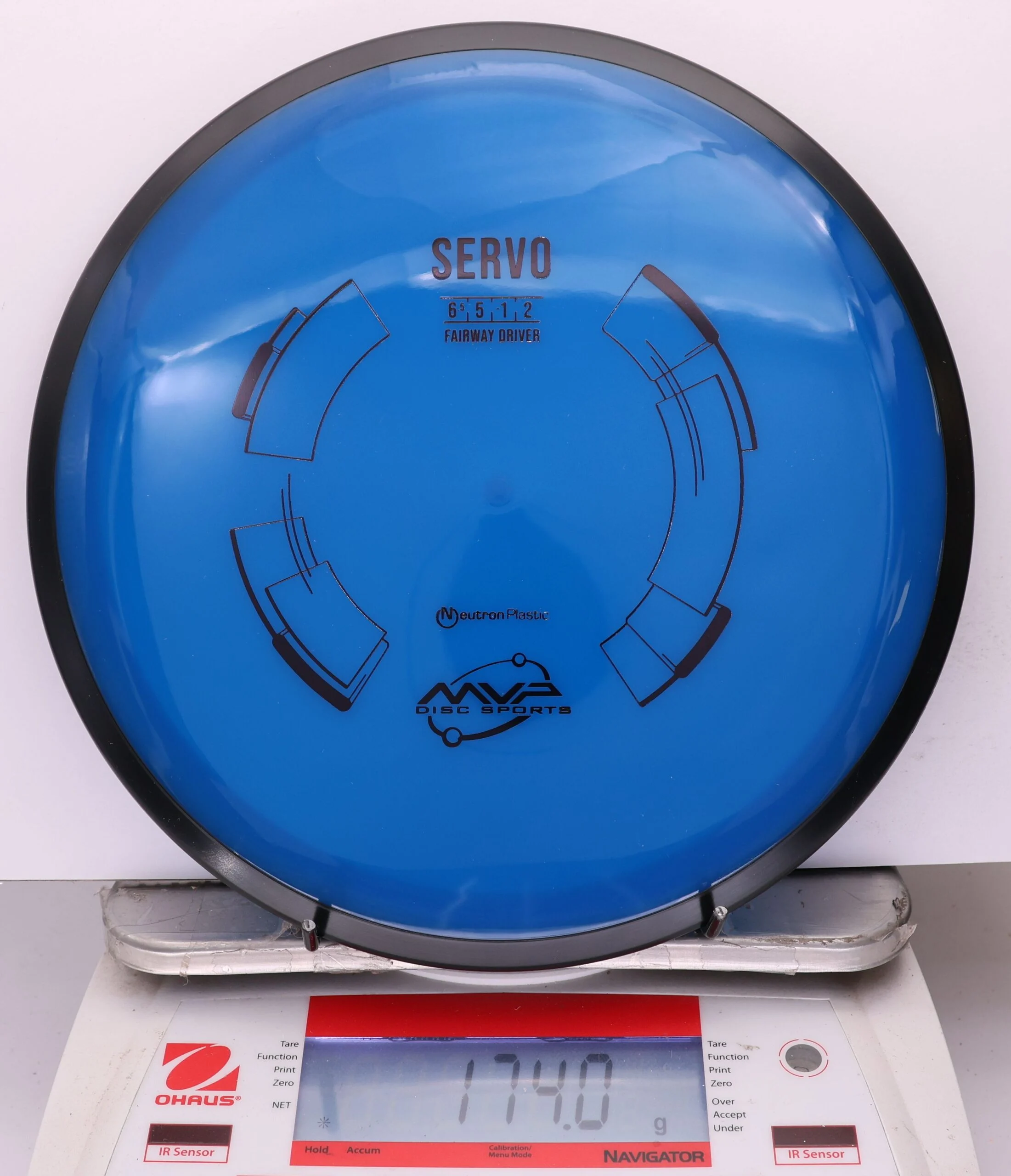1045068 Neutron Servo - #609 DkBlue, 174