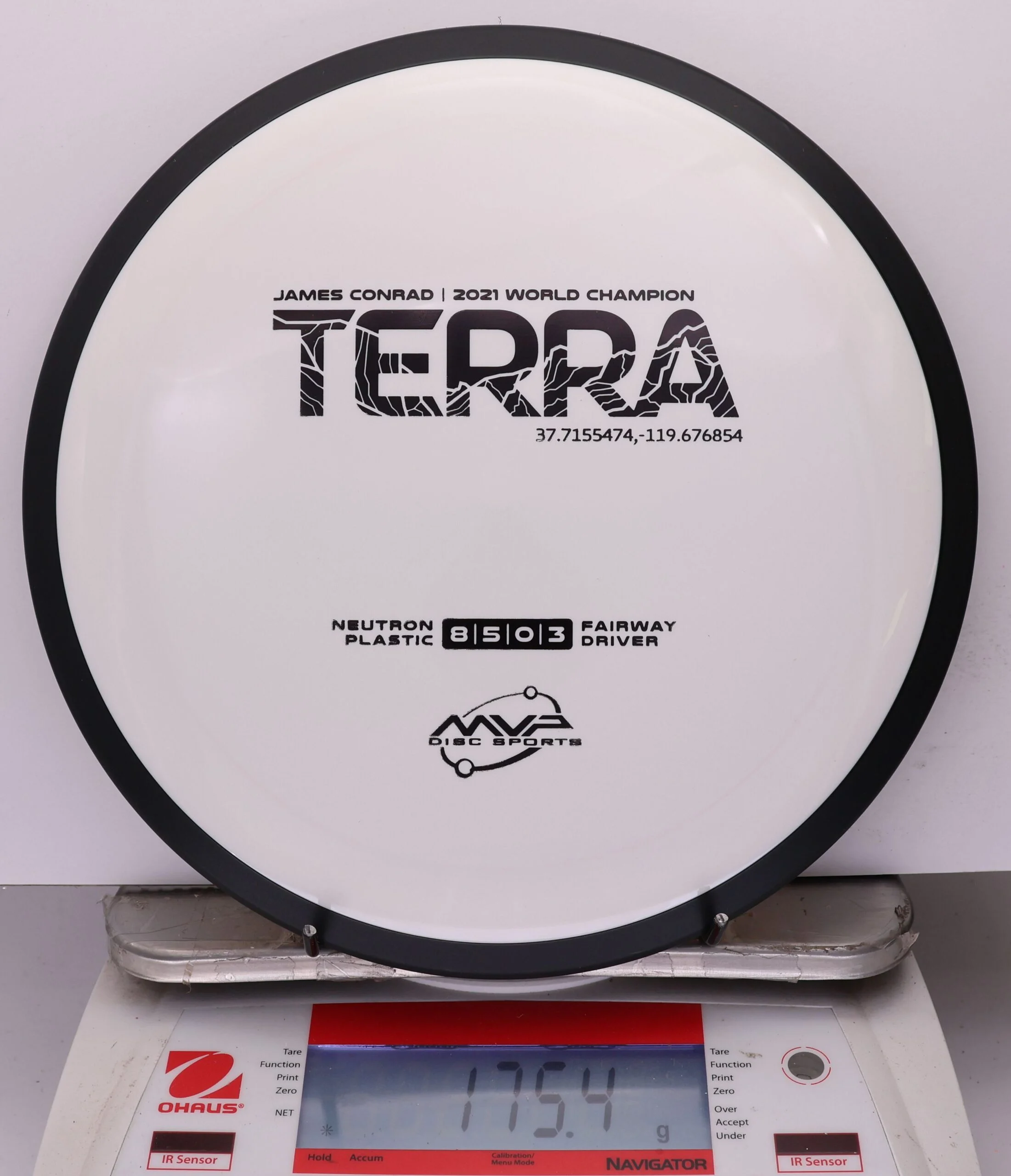 1045172 Neutron Terra, James Conrad - #610 White, 175
