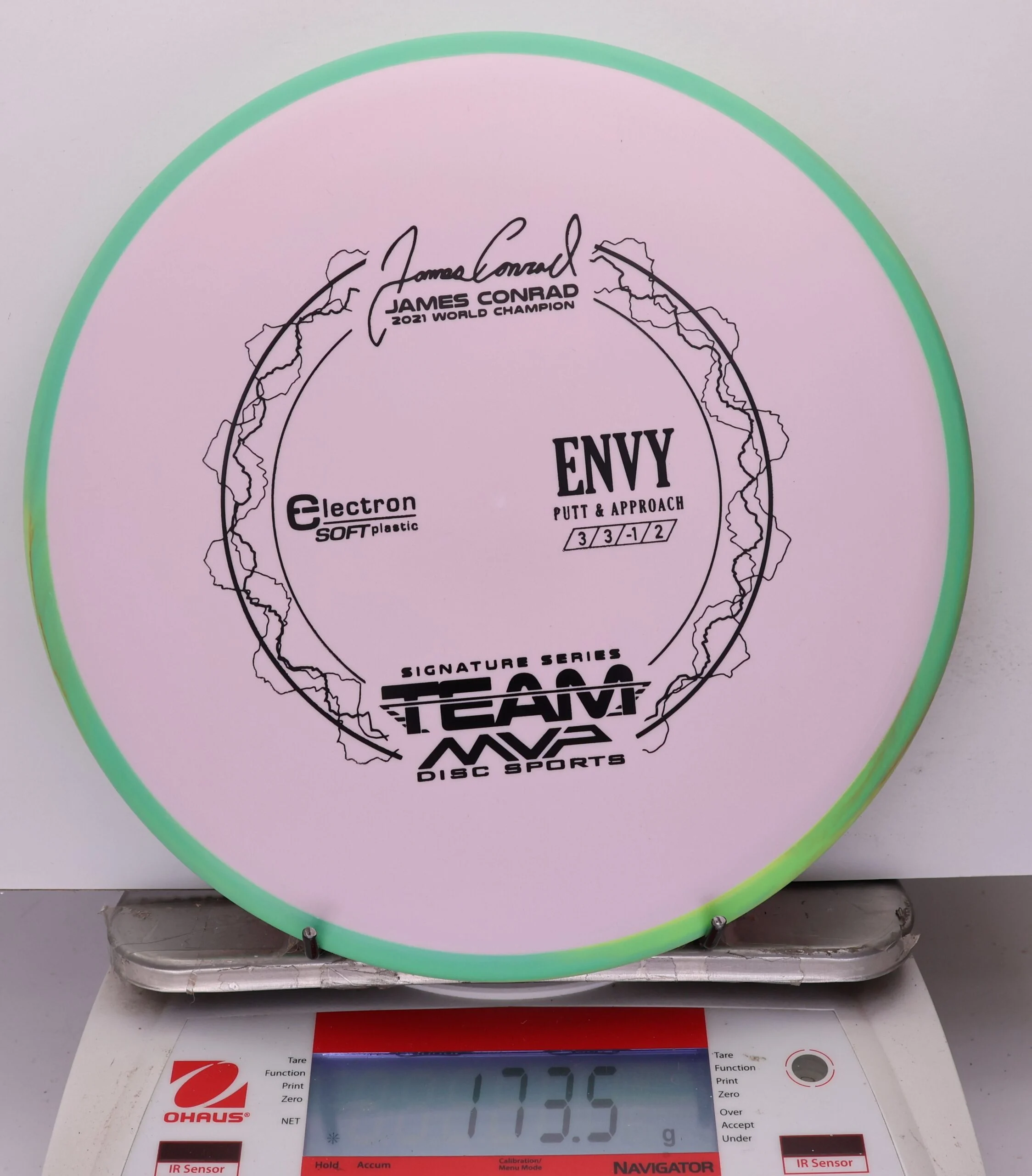 1047426 Electron Soft Envy, James Conrad - #607 Green-PalePink, 174