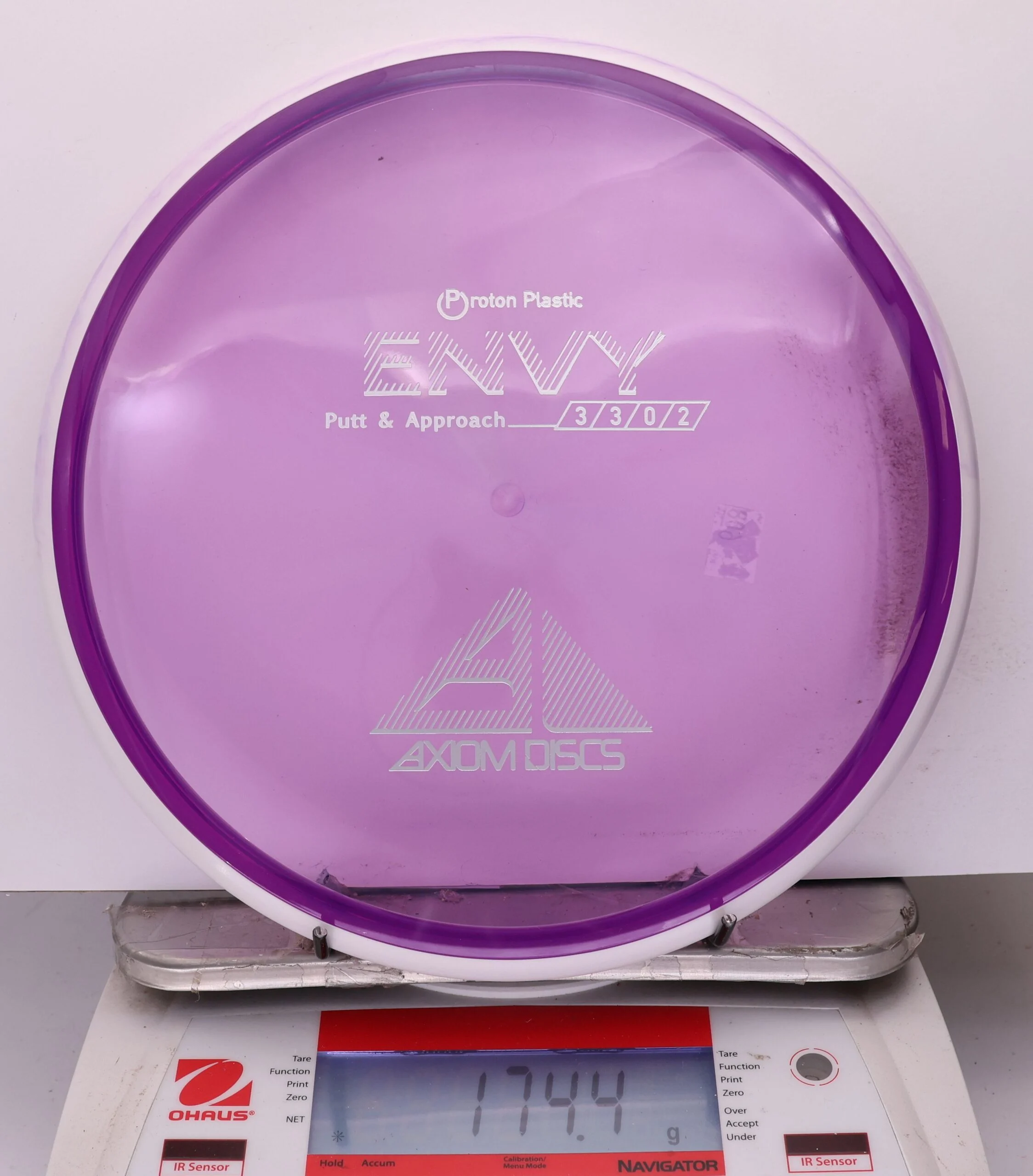 1048224 Proton Envy - #608 White-Purple, 174