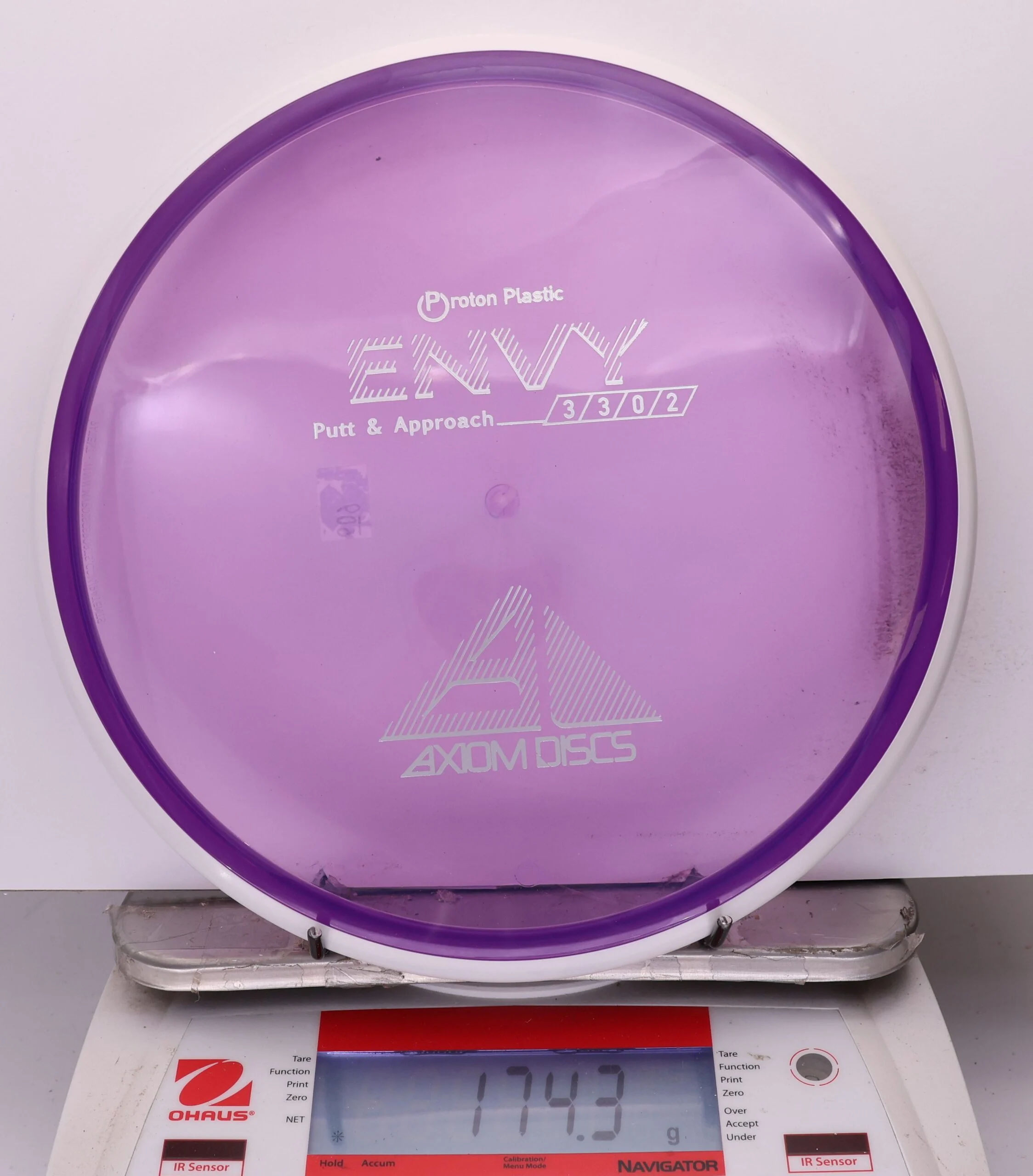 1048225 Proton Envy - #609 White-Purple, 174