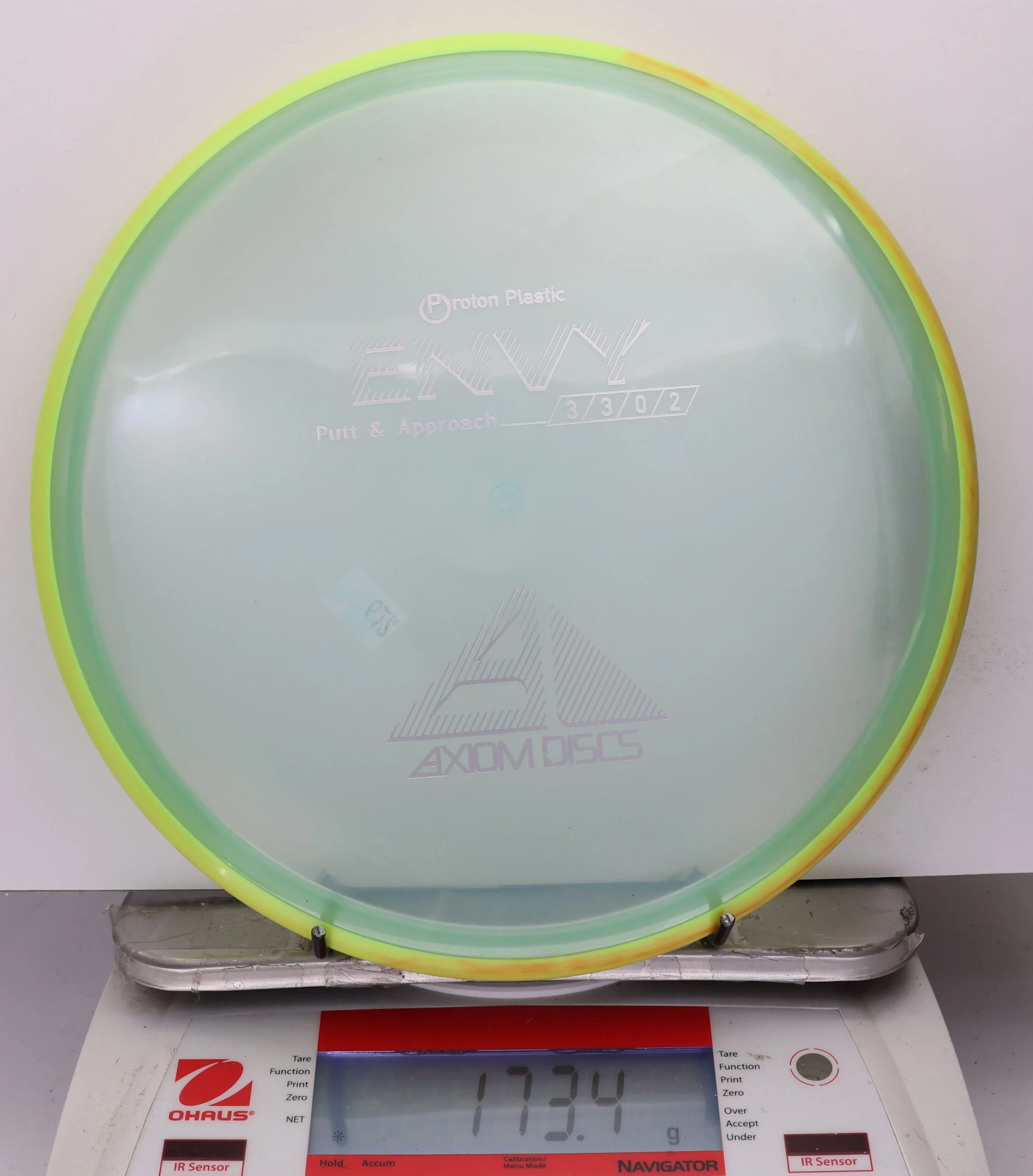 1048238 Proton Envy - #612 Grellow-PaleGreen, 173