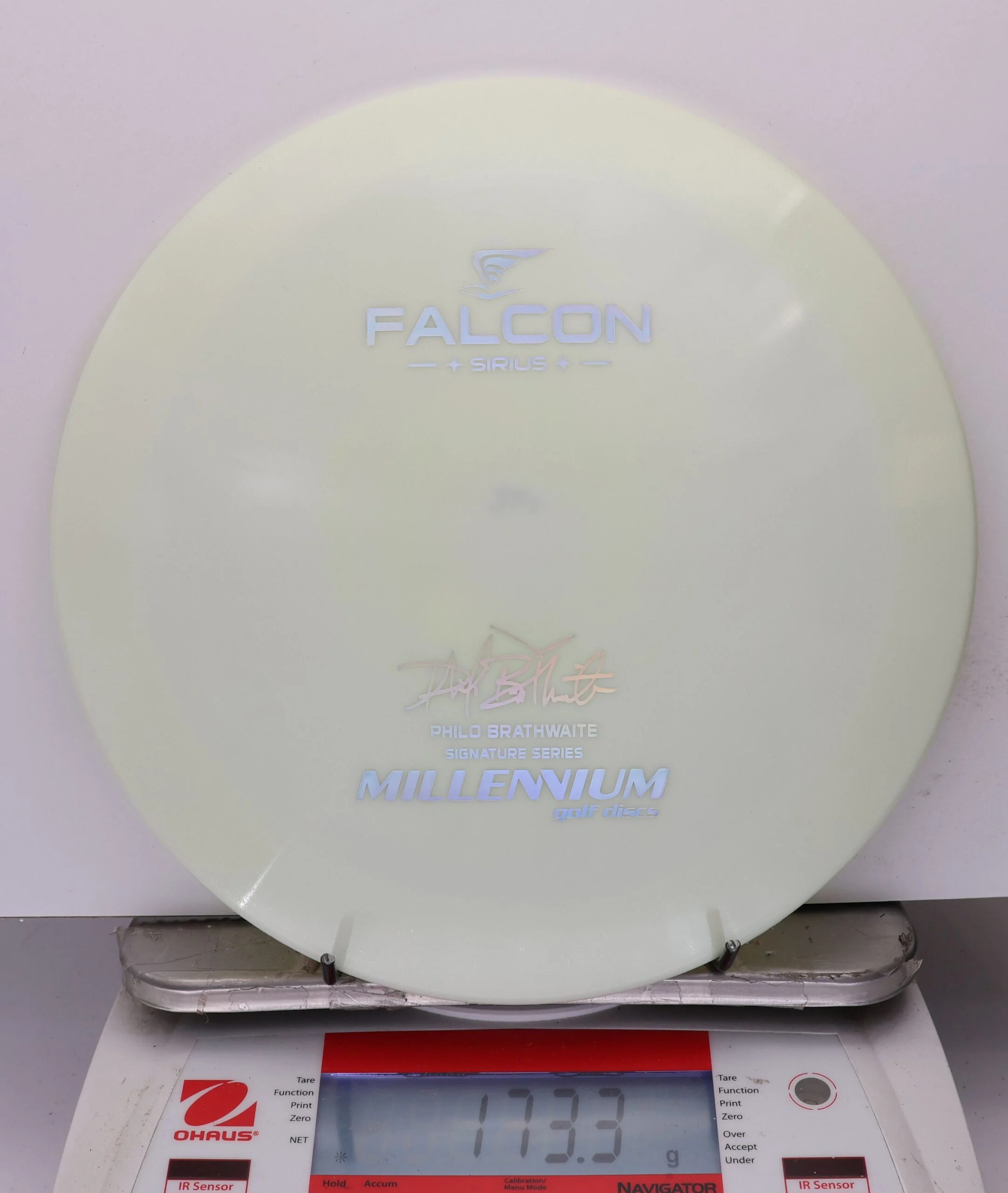 1048925 Sirius Falcon, Philo Brathwaite - #307 Whiteish, 173