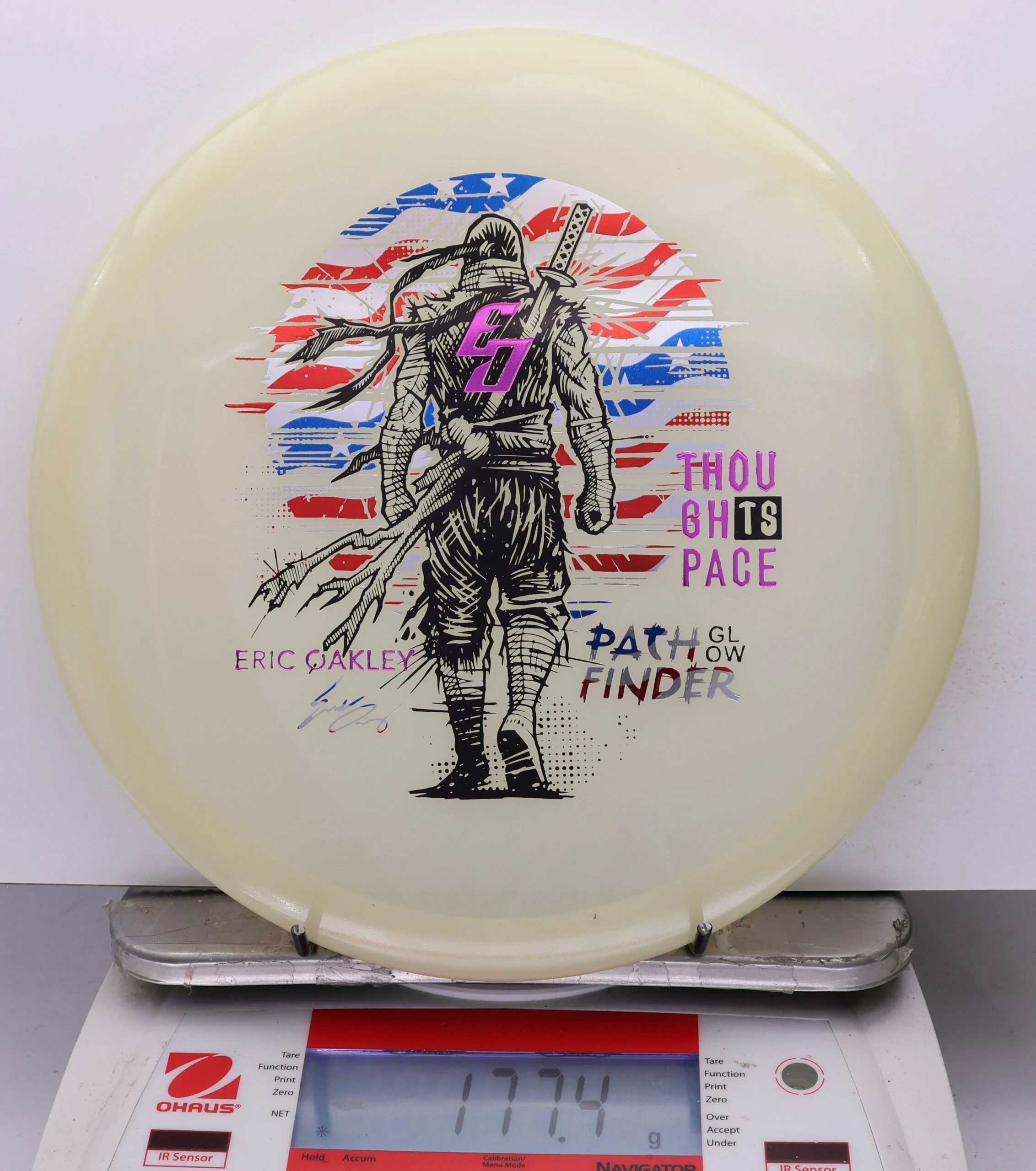1064084 Glow Pathfinder, Eric Oakley Signature Edition - #666 Glow, 177