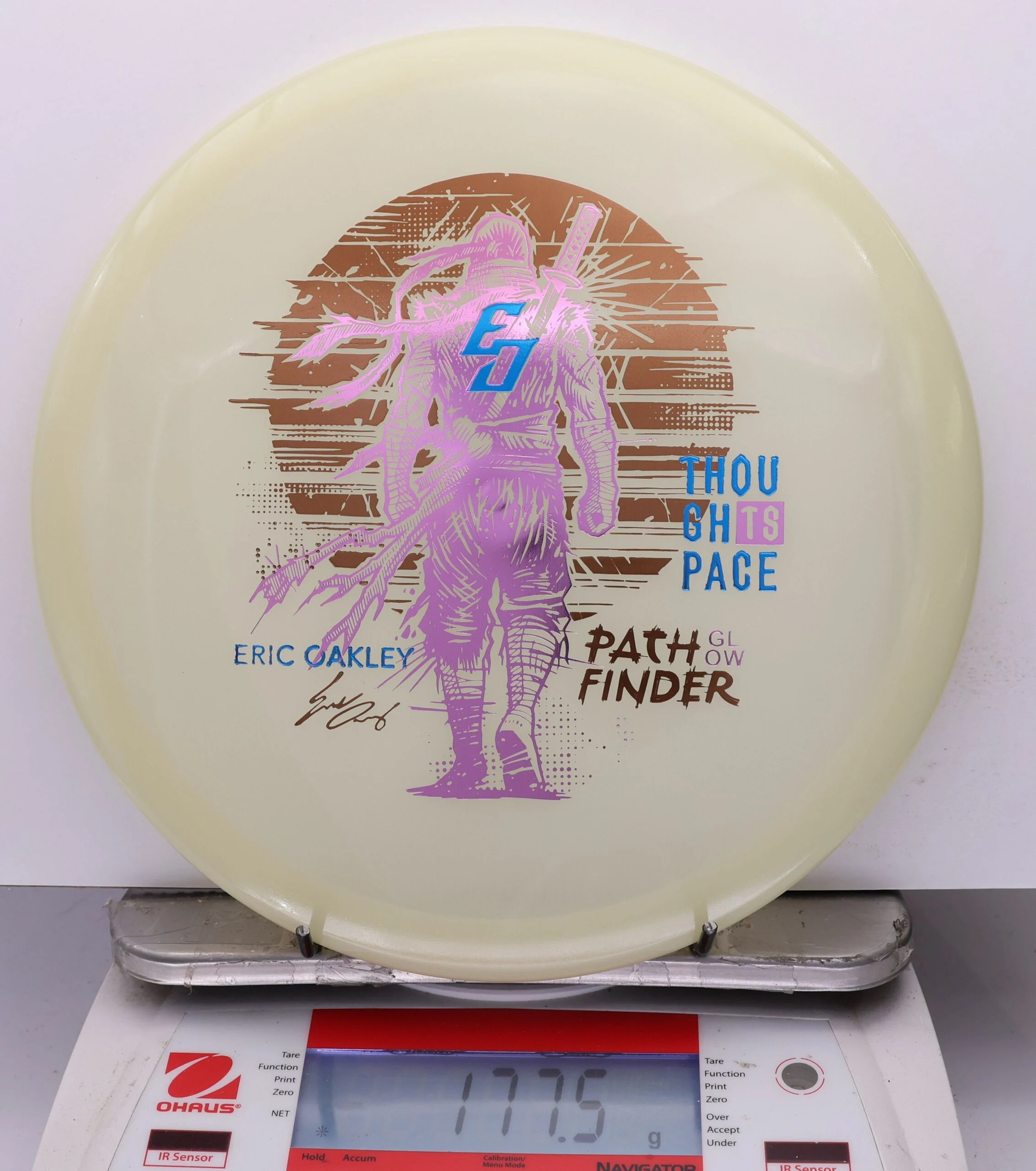 1064096 Glow Pathfinder, Eric Oakley Signature Edition - #667 Glow, 178