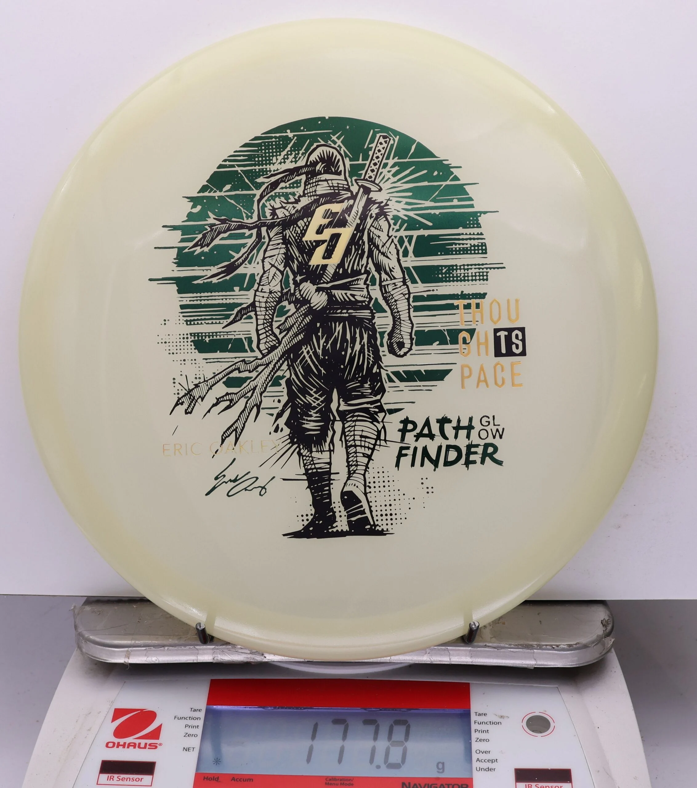1064110 Glow Pathfinder, Eric Oakley Signature Edition - #673 Glow, 178