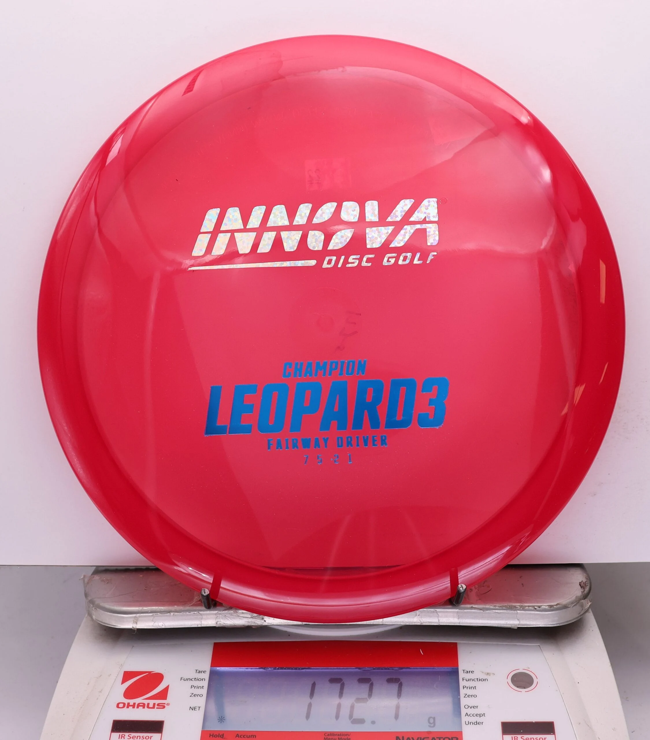 1066049 Champion Leopard3 - #22 Red, 173