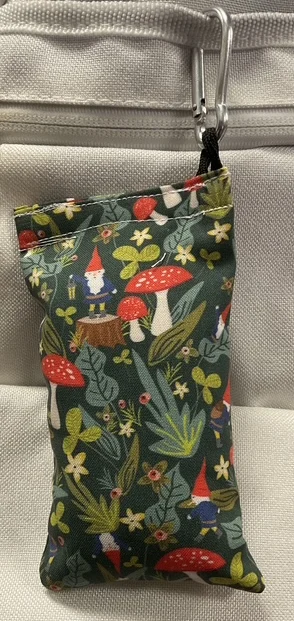 1068871 Chalky Bags with Carabiner - Gnomes and Shrooms-Green, Chalky Bags