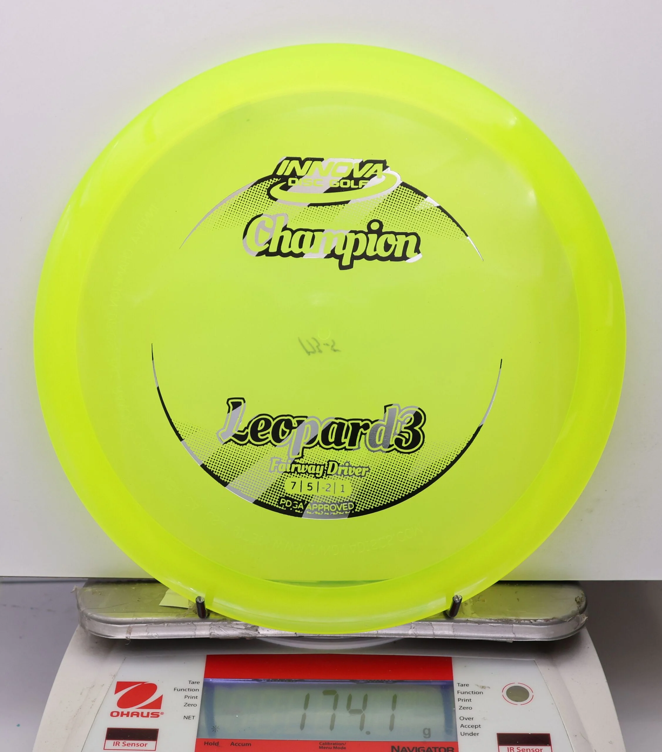 1077240 Champion Leopard3 - #47 NYellow, 174