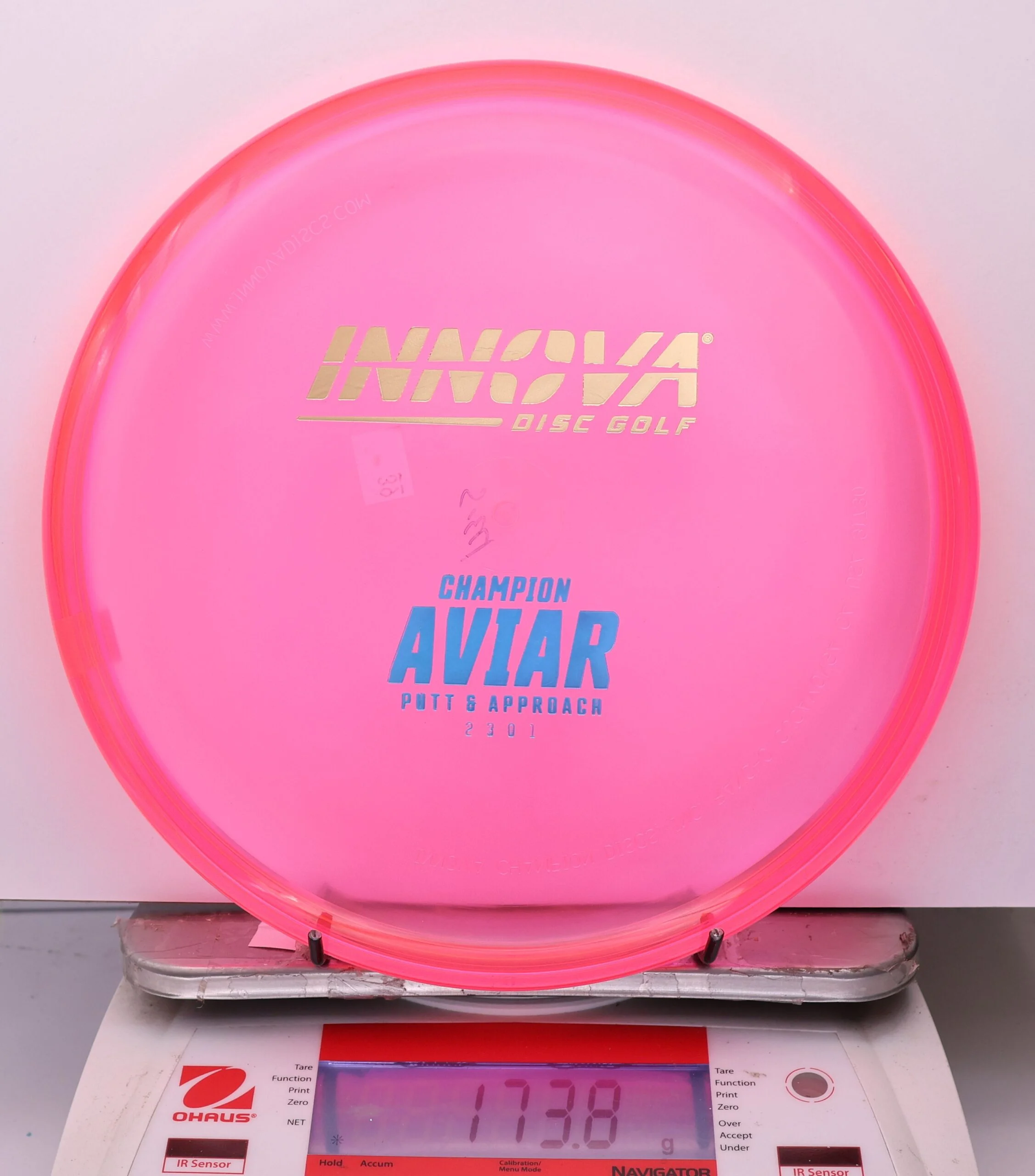 1077351 Champion Aviar P&A - #39 Pink, 174
